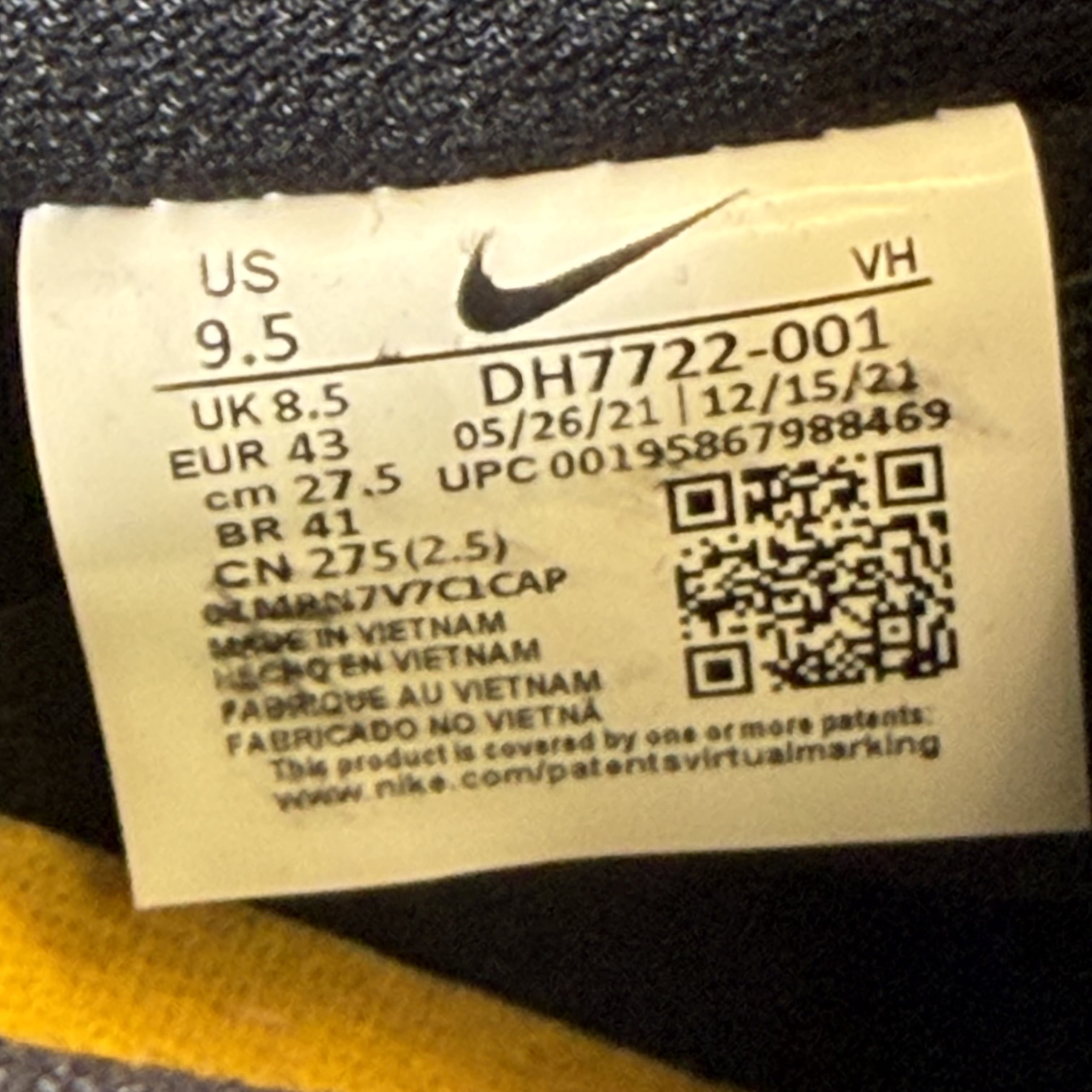 824593 Polaroid x SB Dunk Low 'Polaroid'
