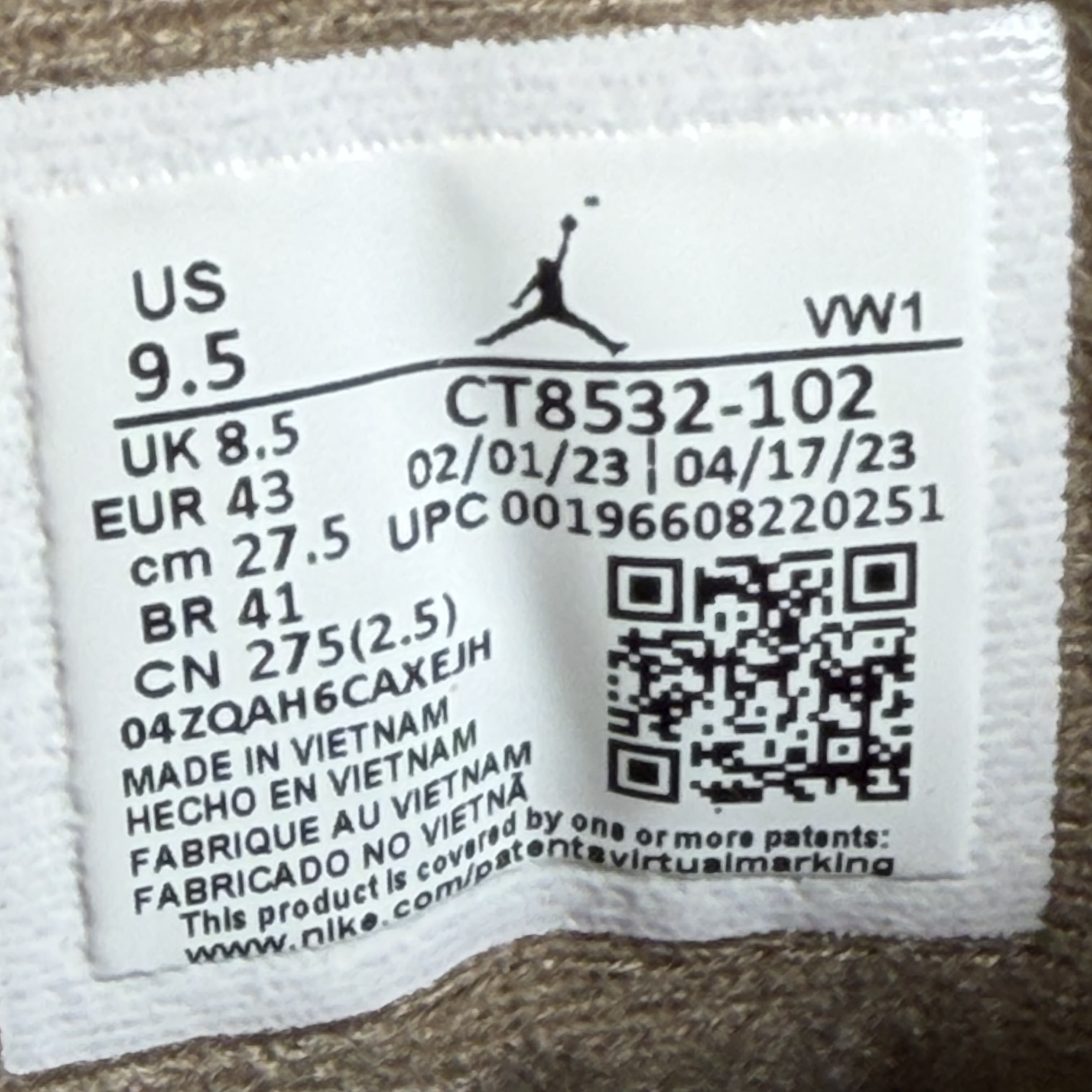 819693 Jordan 3 Retro Palomino