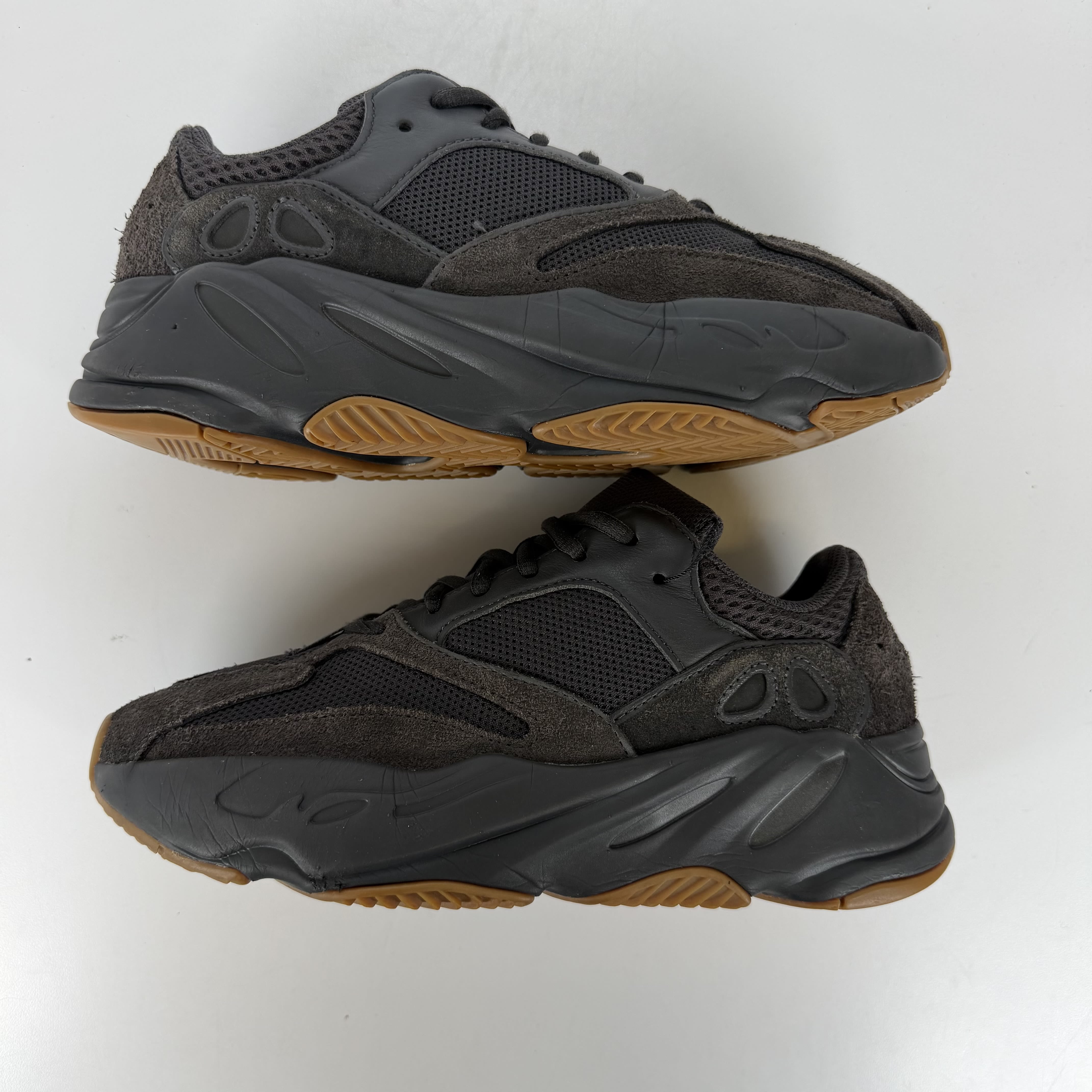579157 Yeezy Boost 700 'Utility Black'