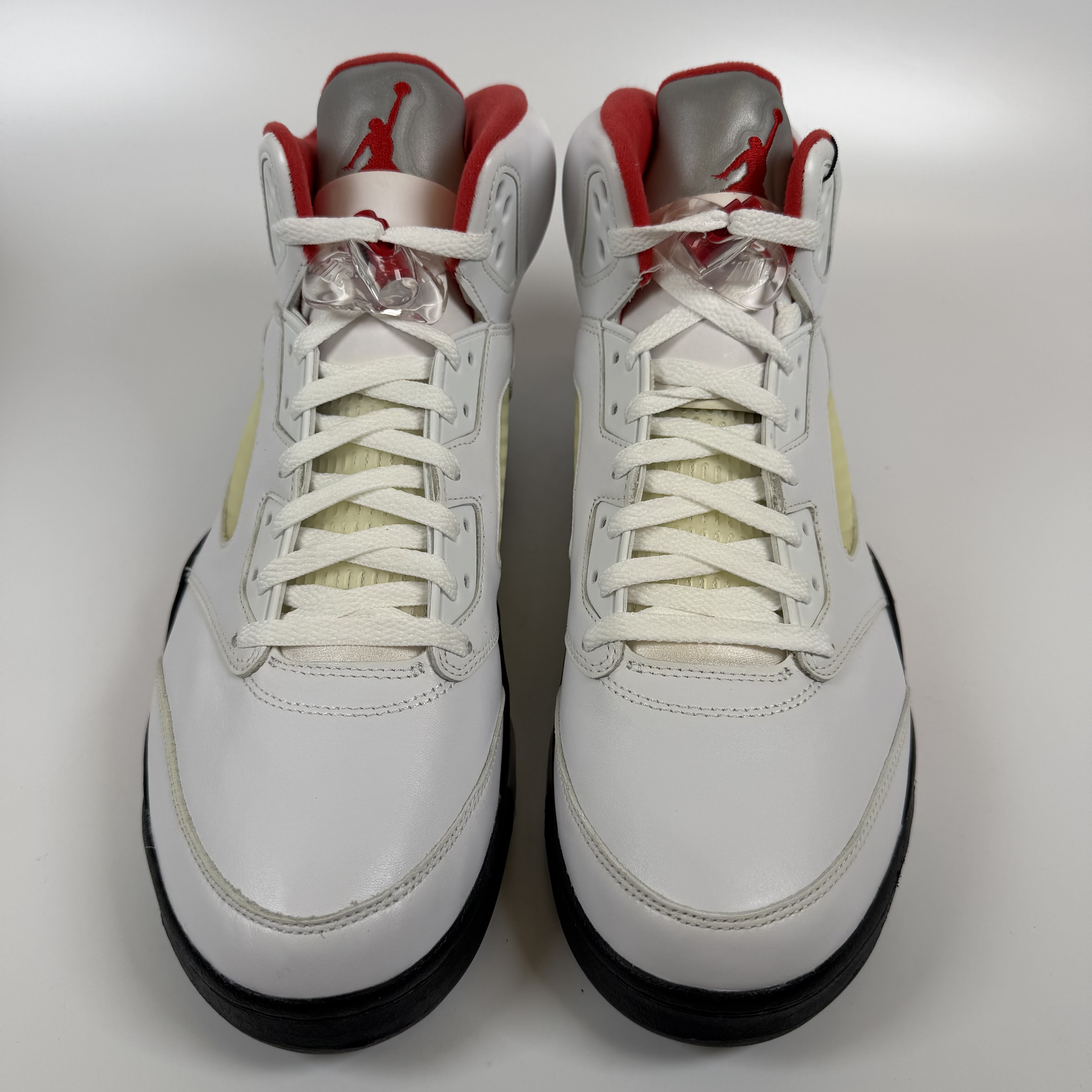 SP7900 Jordan 5 Retro Fire Red Silver Tongue (2020)