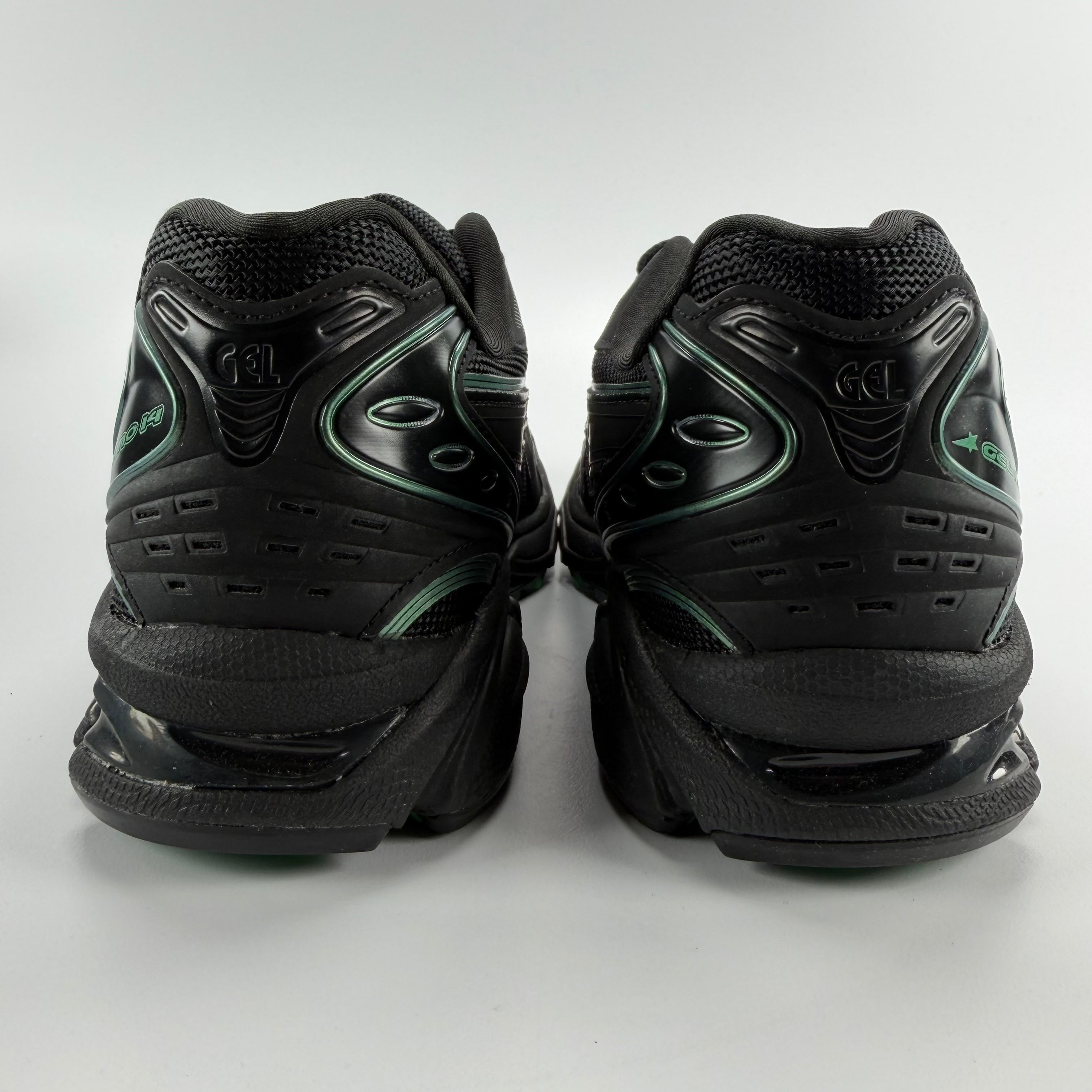 261452 ASICS Gel-Kayano 14 8ON8 Black Green