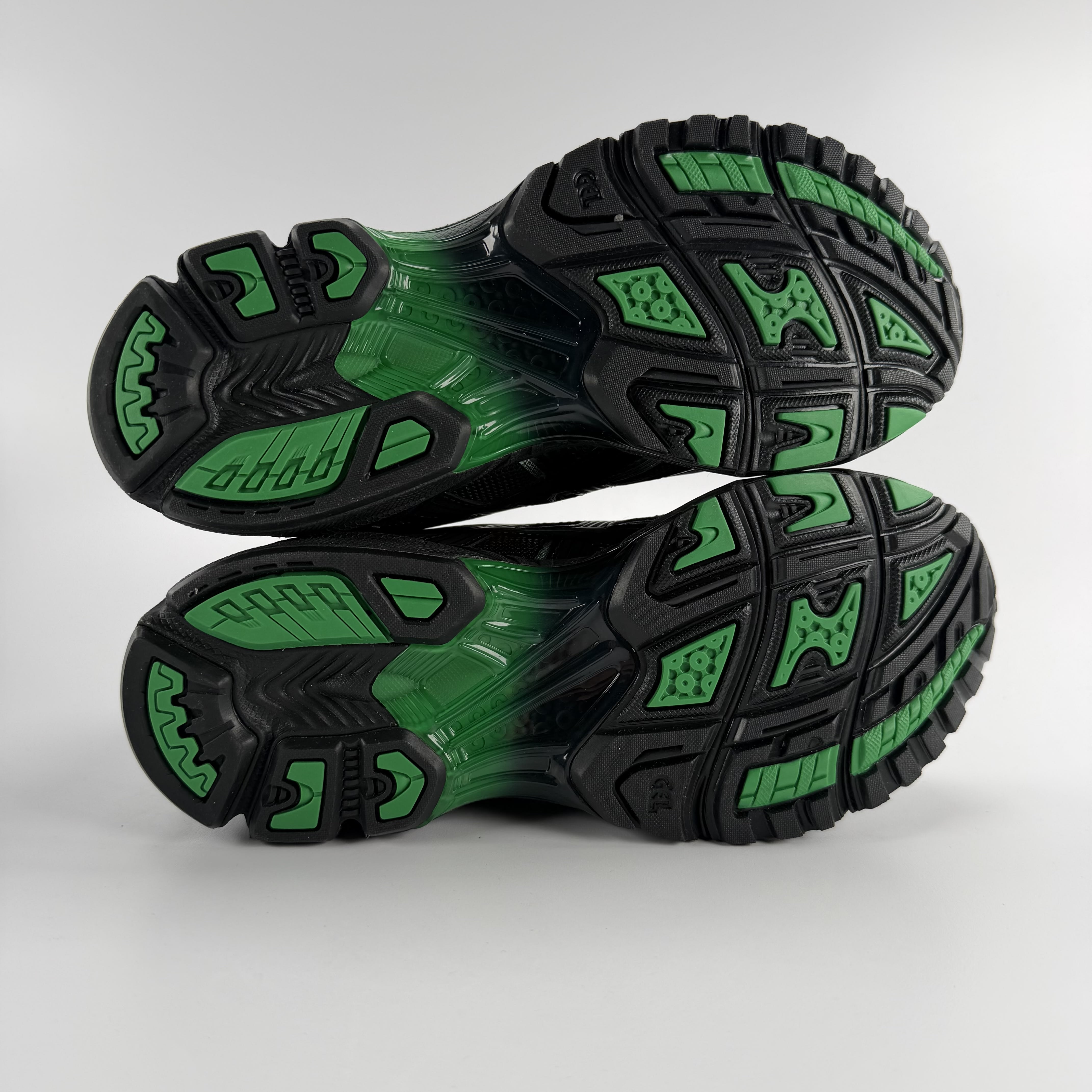 261452 ASICS Gel-Kayano 14 8ON8 Black Green