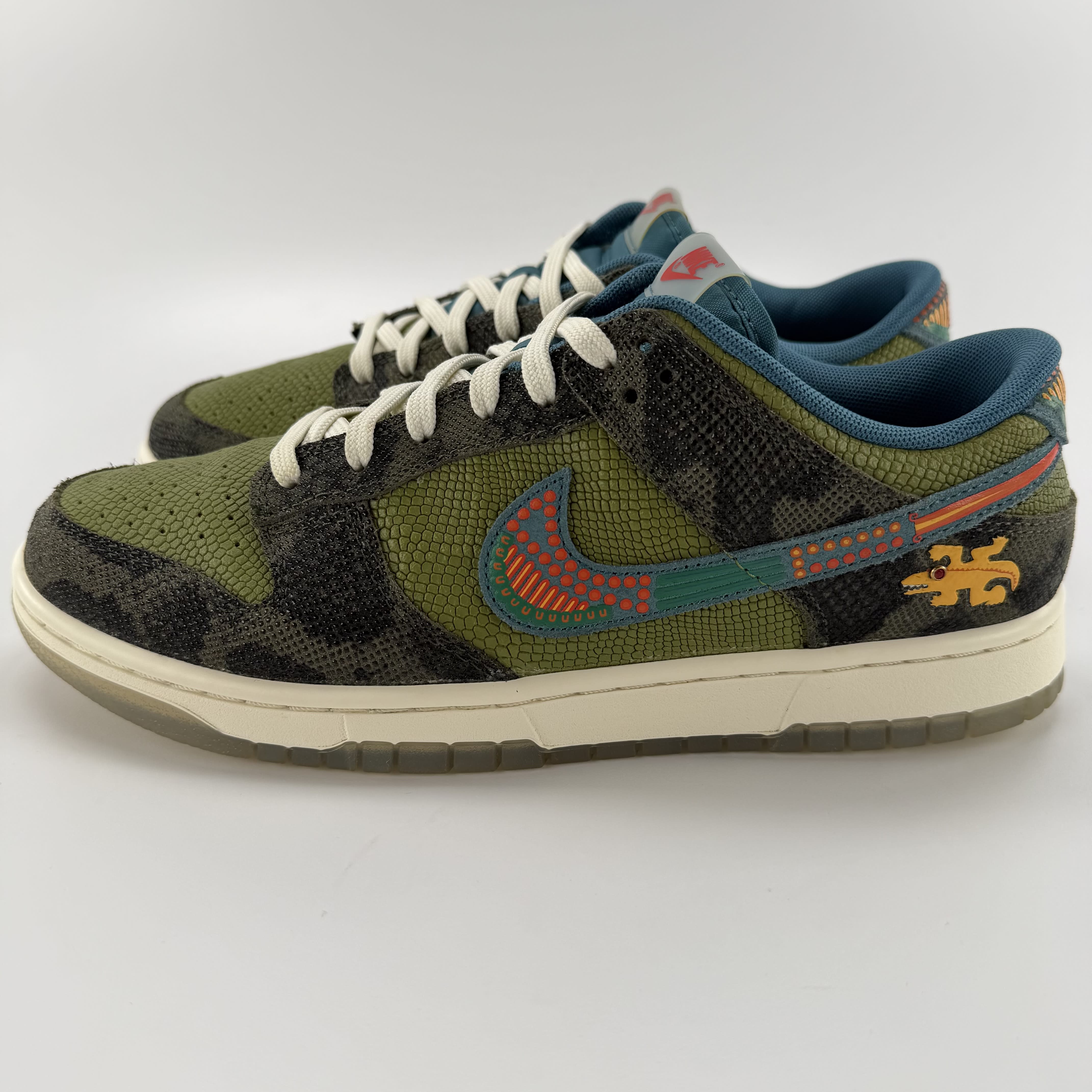 522549 Nike Dunk Low Siempre Familia