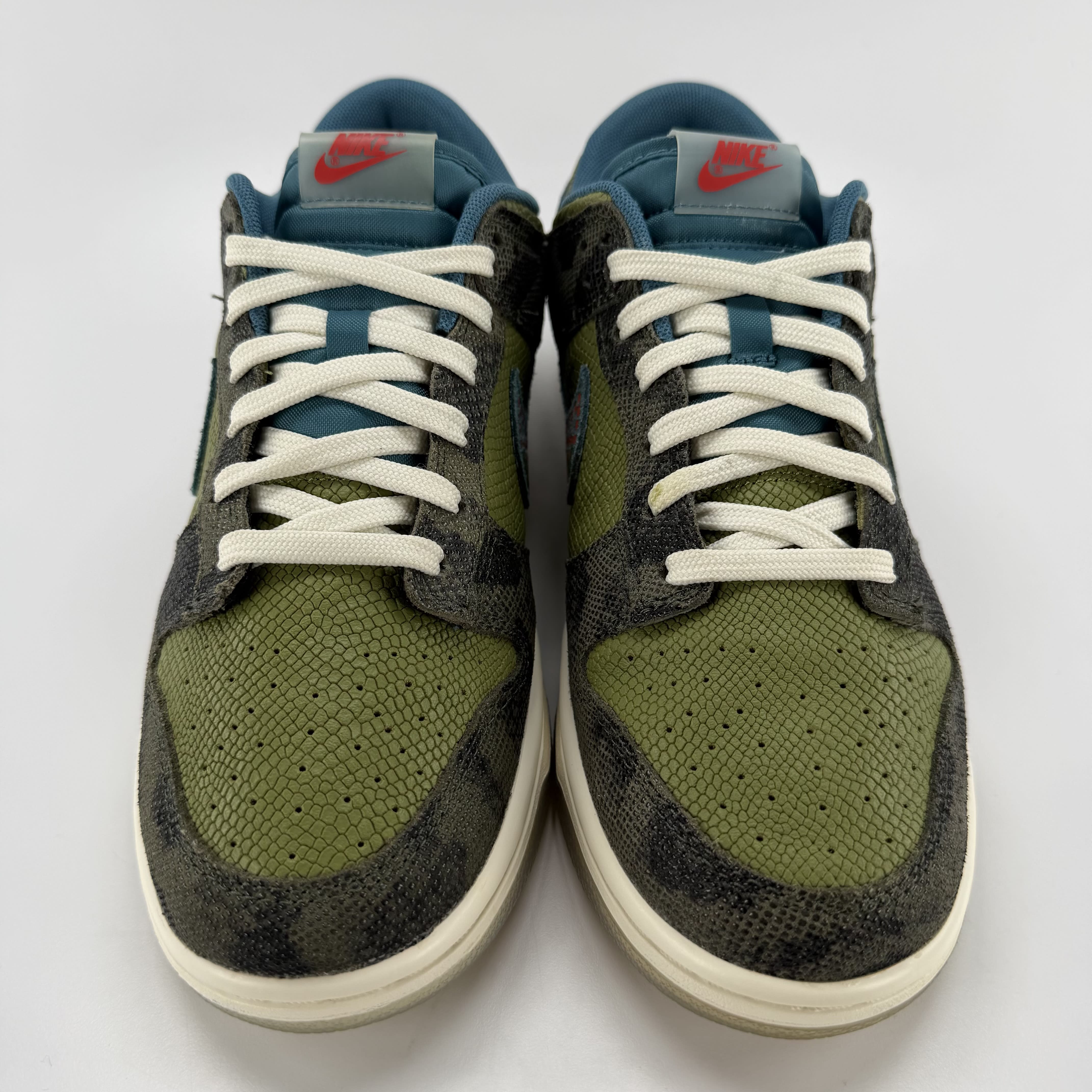 522549 Nike Dunk Low Siempre Familia