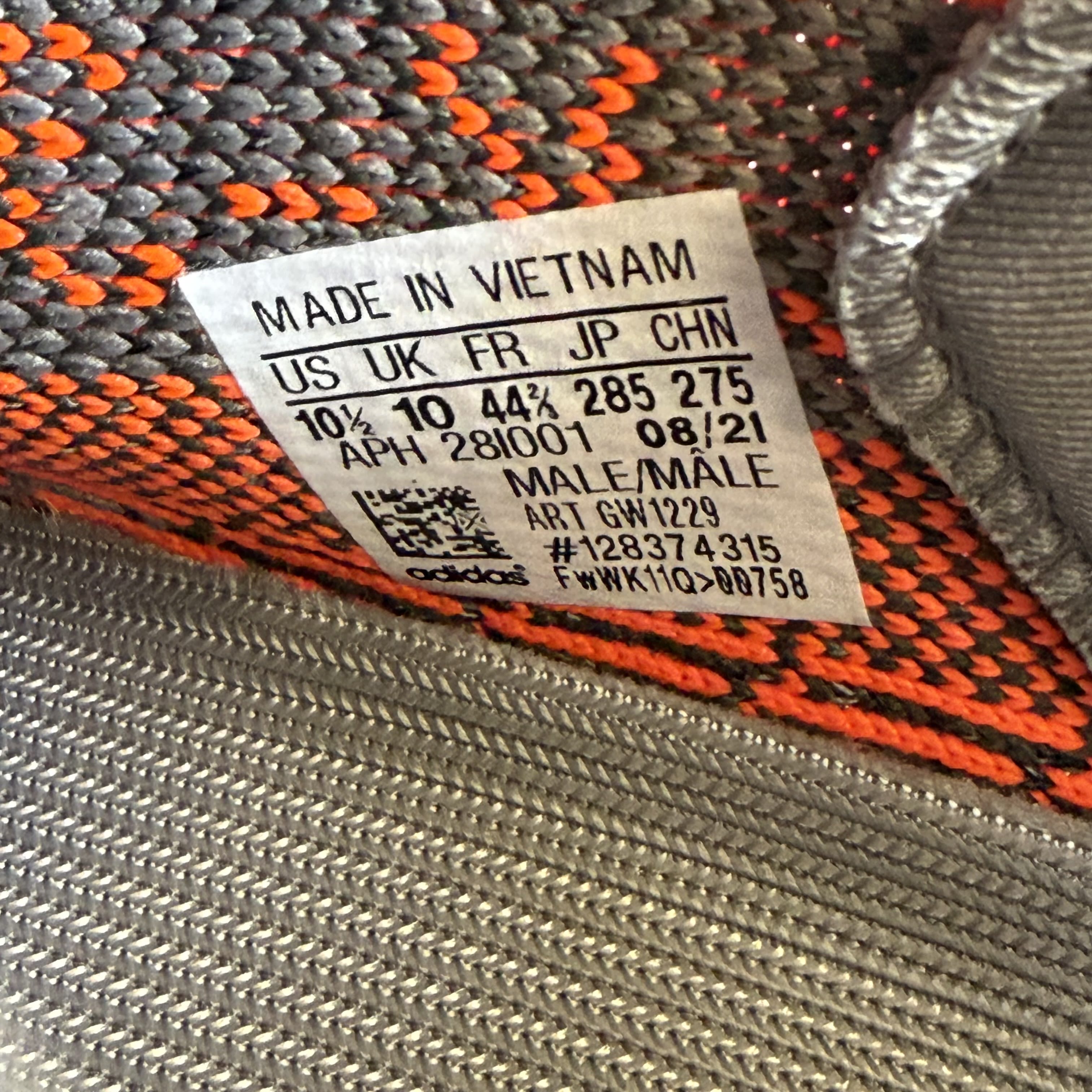 SP13172 adidas Yeezy Boost 350 V2 Beluga Reflective