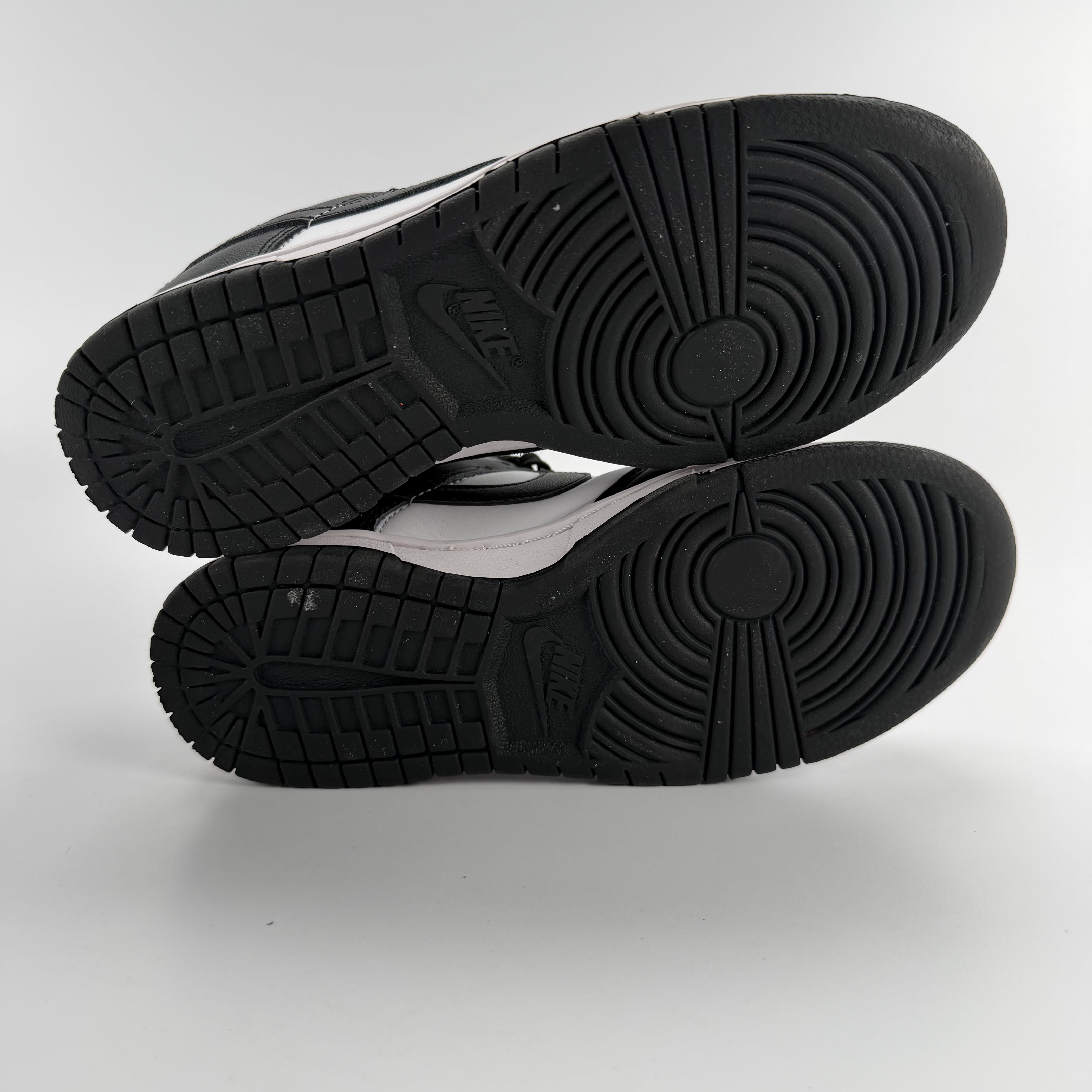 619800 Nike Dunk Low Retro White Black Panda (Women's)