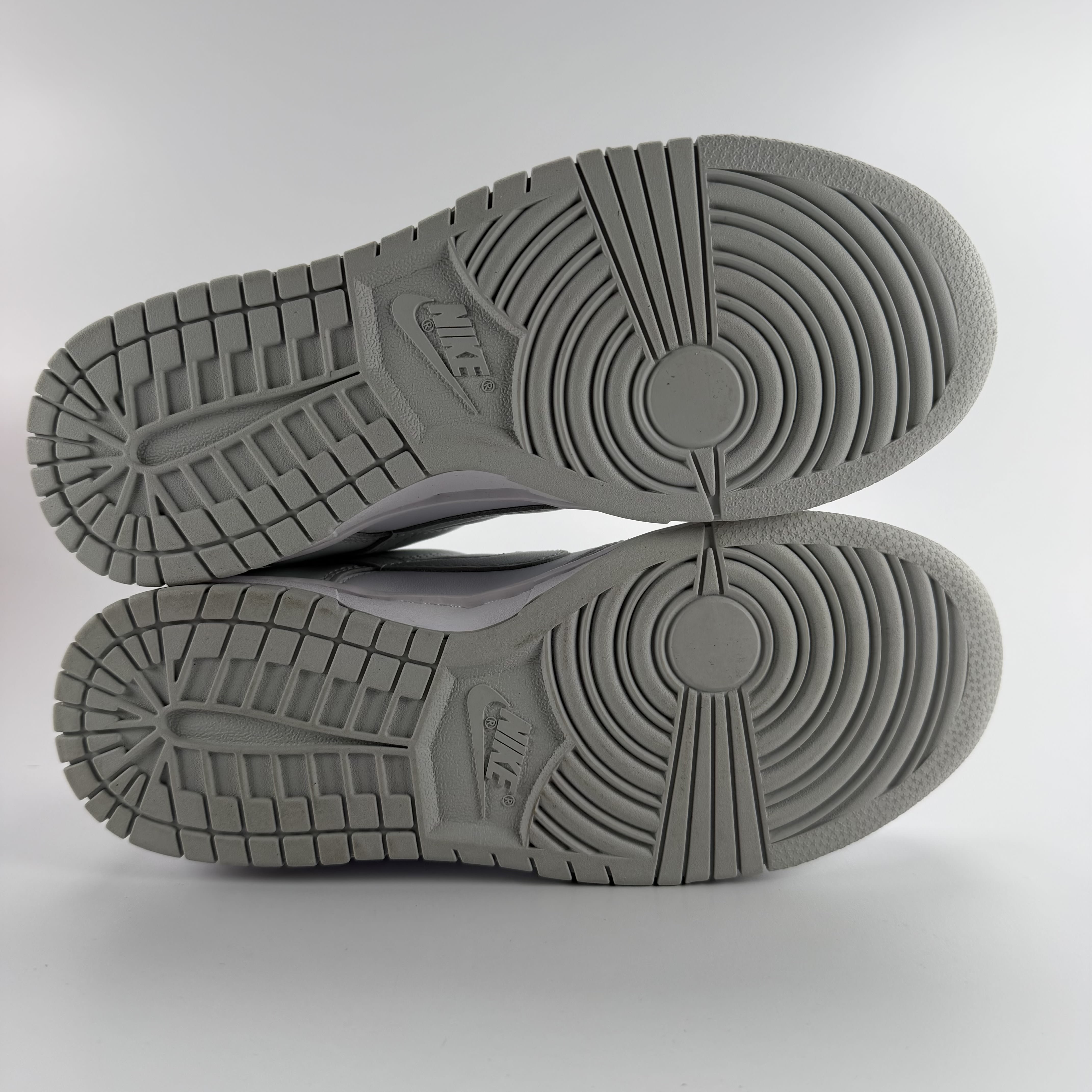 279922 Nike Dunk Low Photon Dust (Women's)