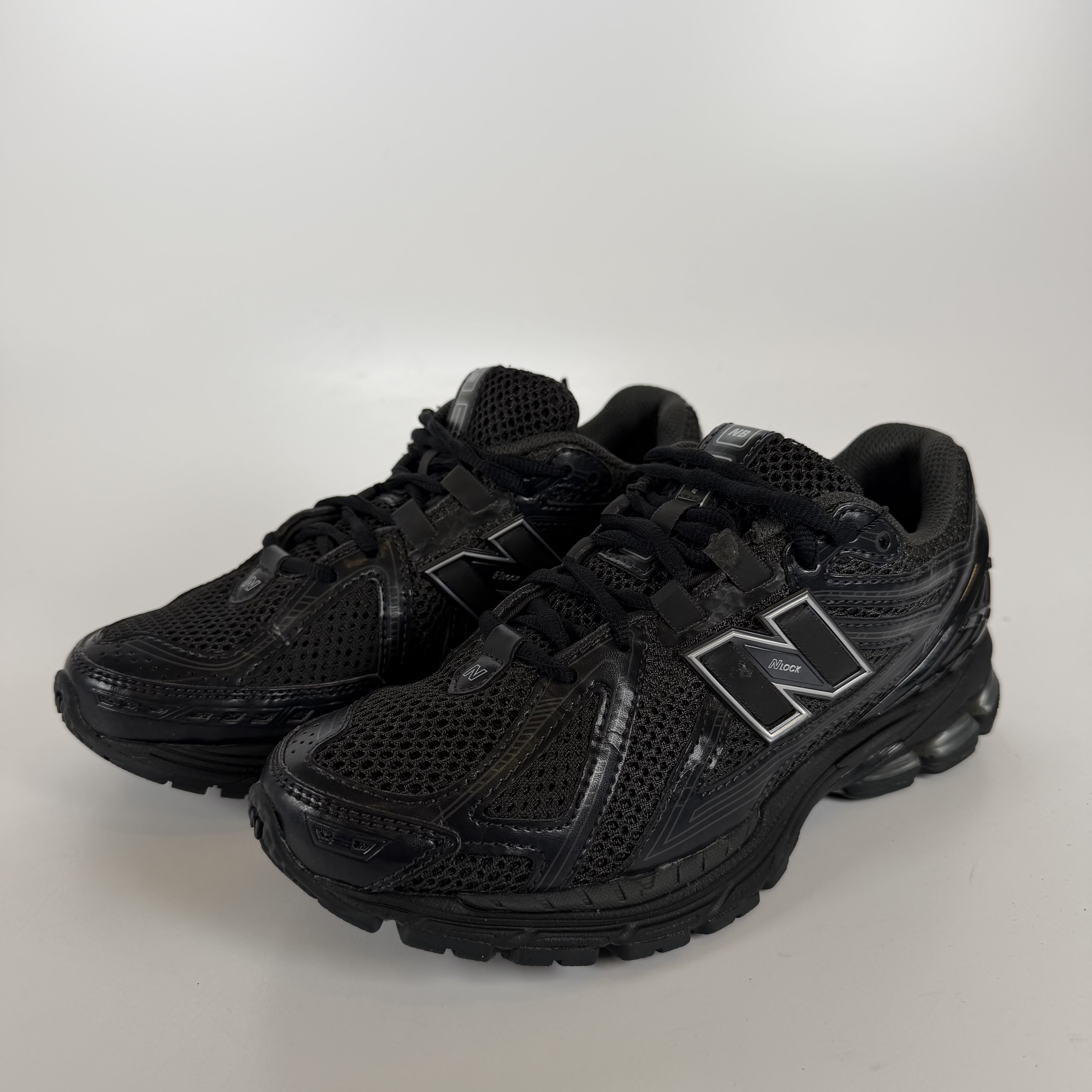 SP3806 New Balance 1906R Black Metallic Silver