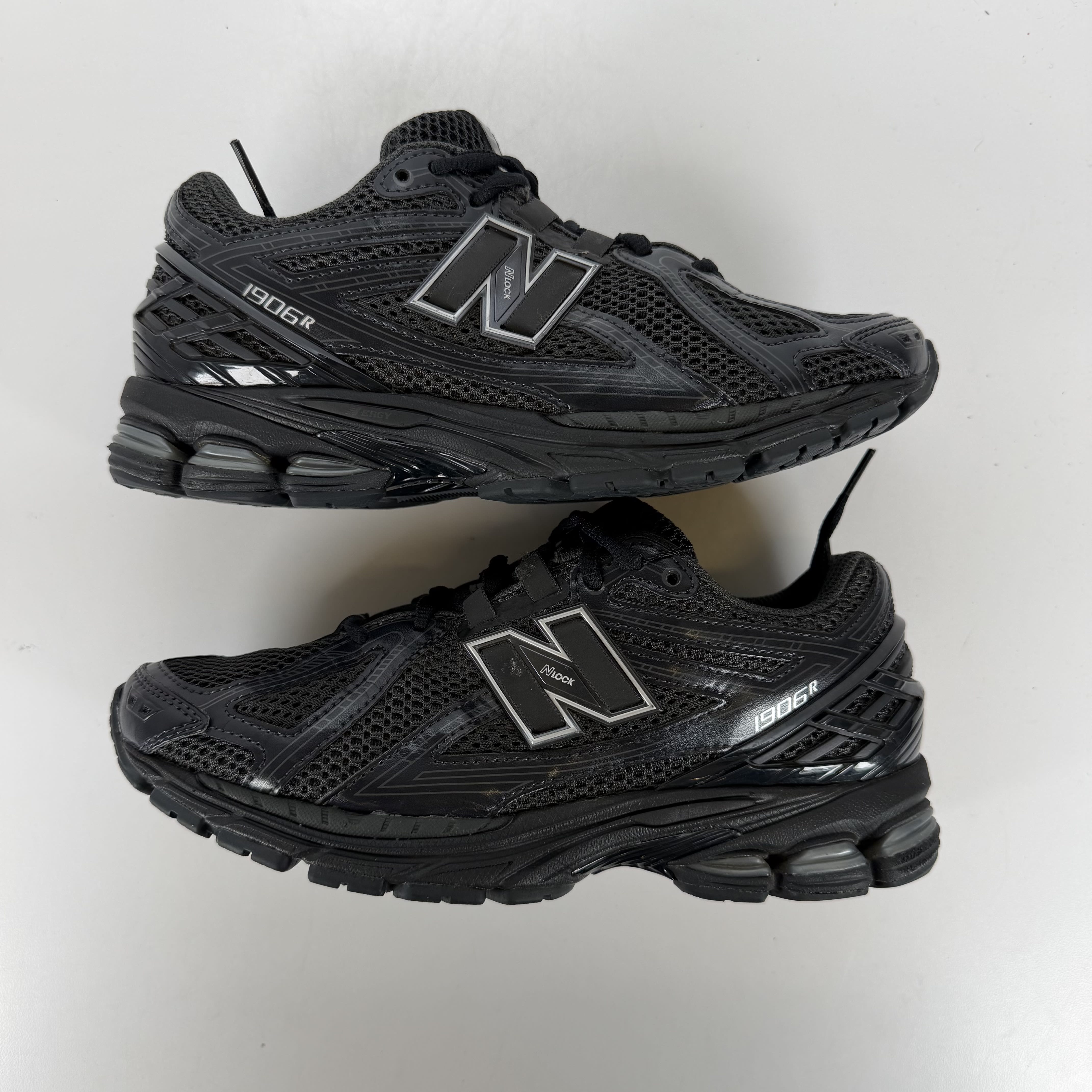 SP3806 New Balance 1906R Black Metallic Silver