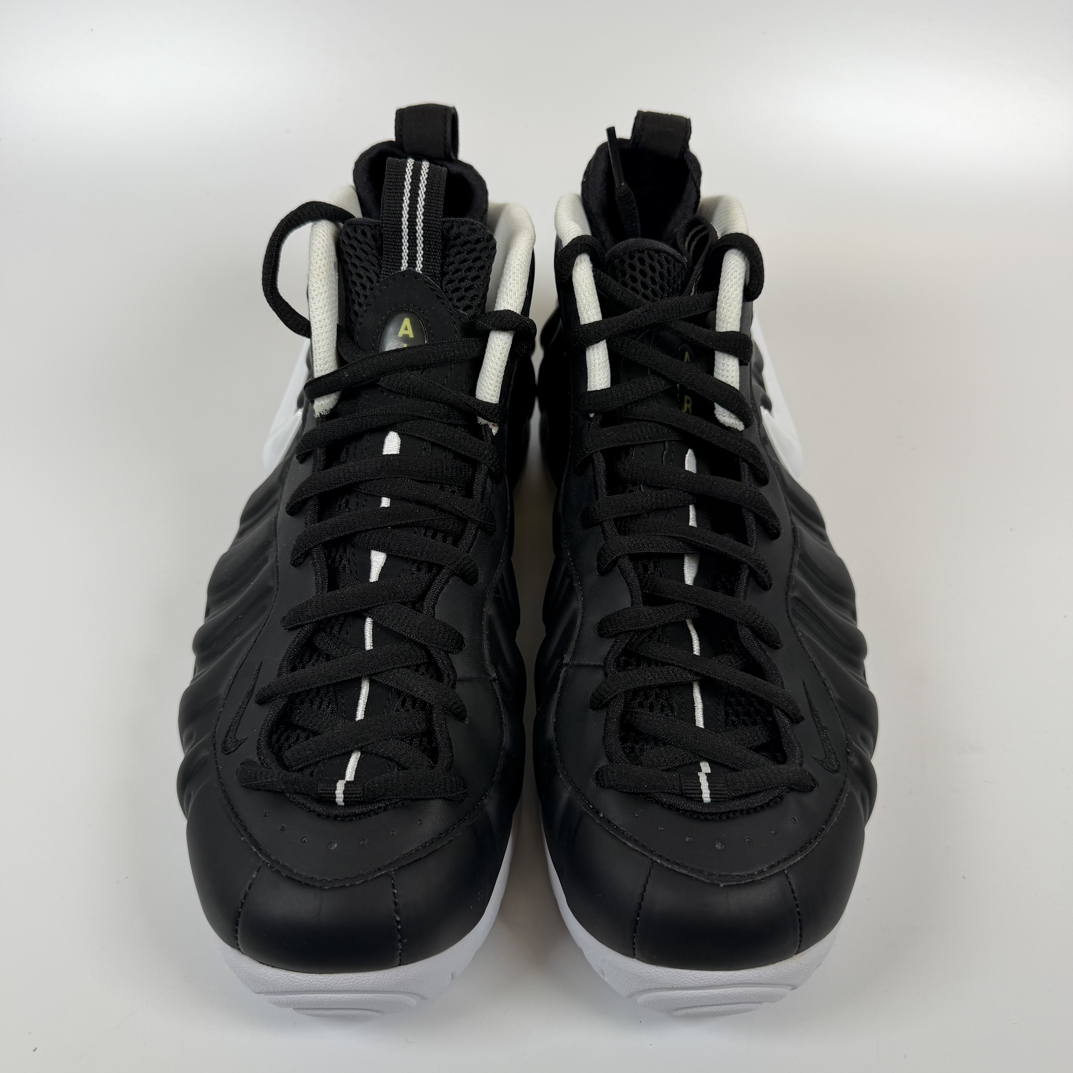 SP9854 Nike Air Foamposite Pro Dr. Doom (2016)