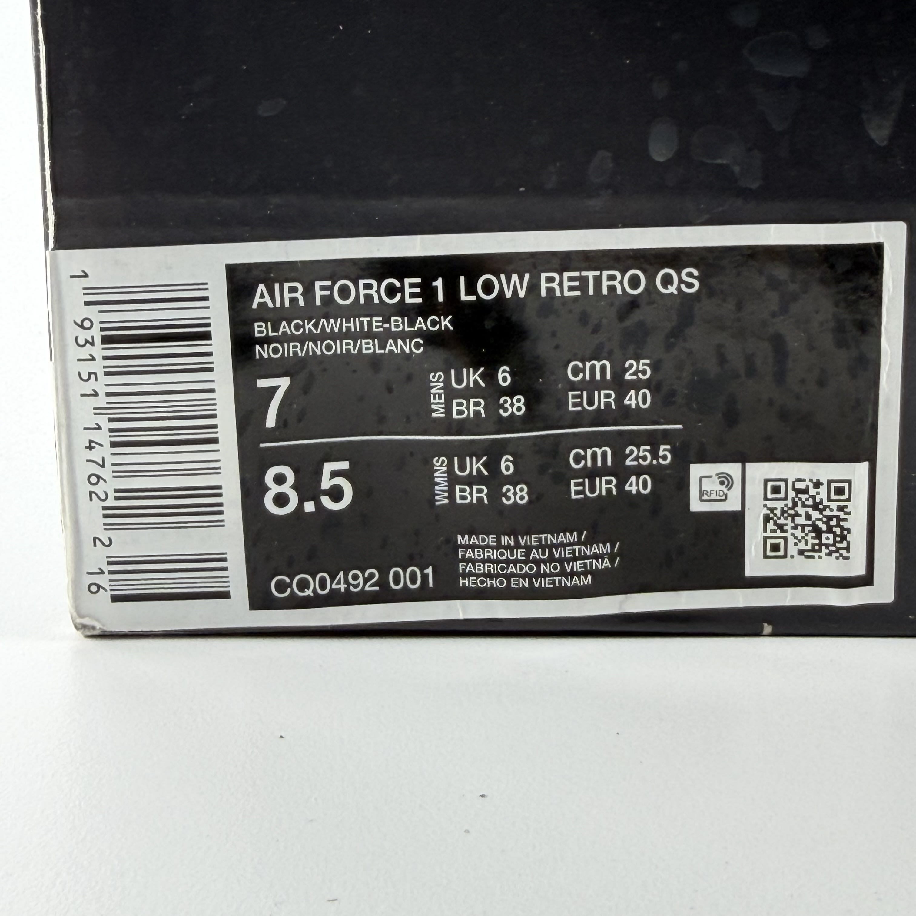 700858 Nike Air Force 1 Low QS Black White