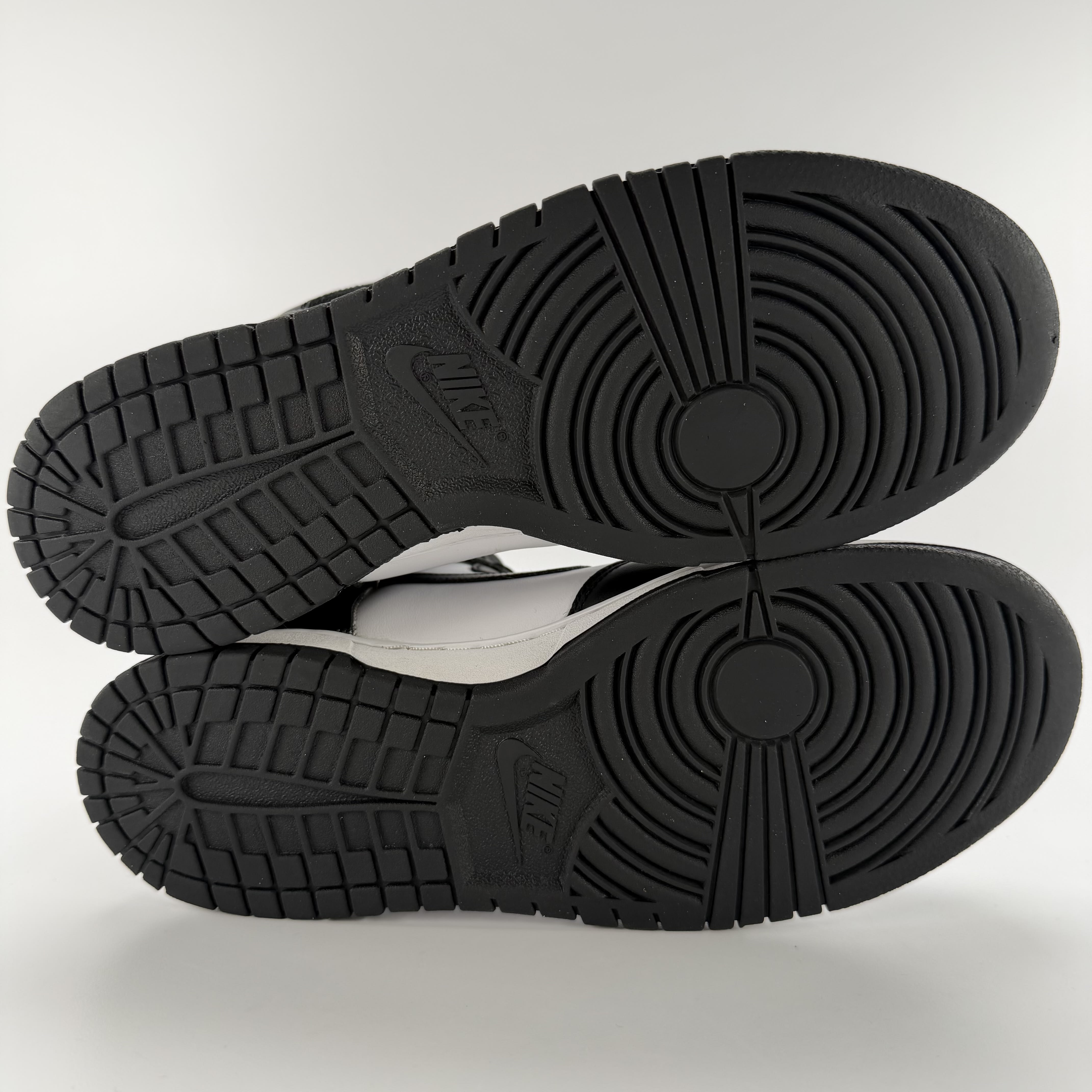 521377 Nike Dunk High Panda Black White (2021/2024)