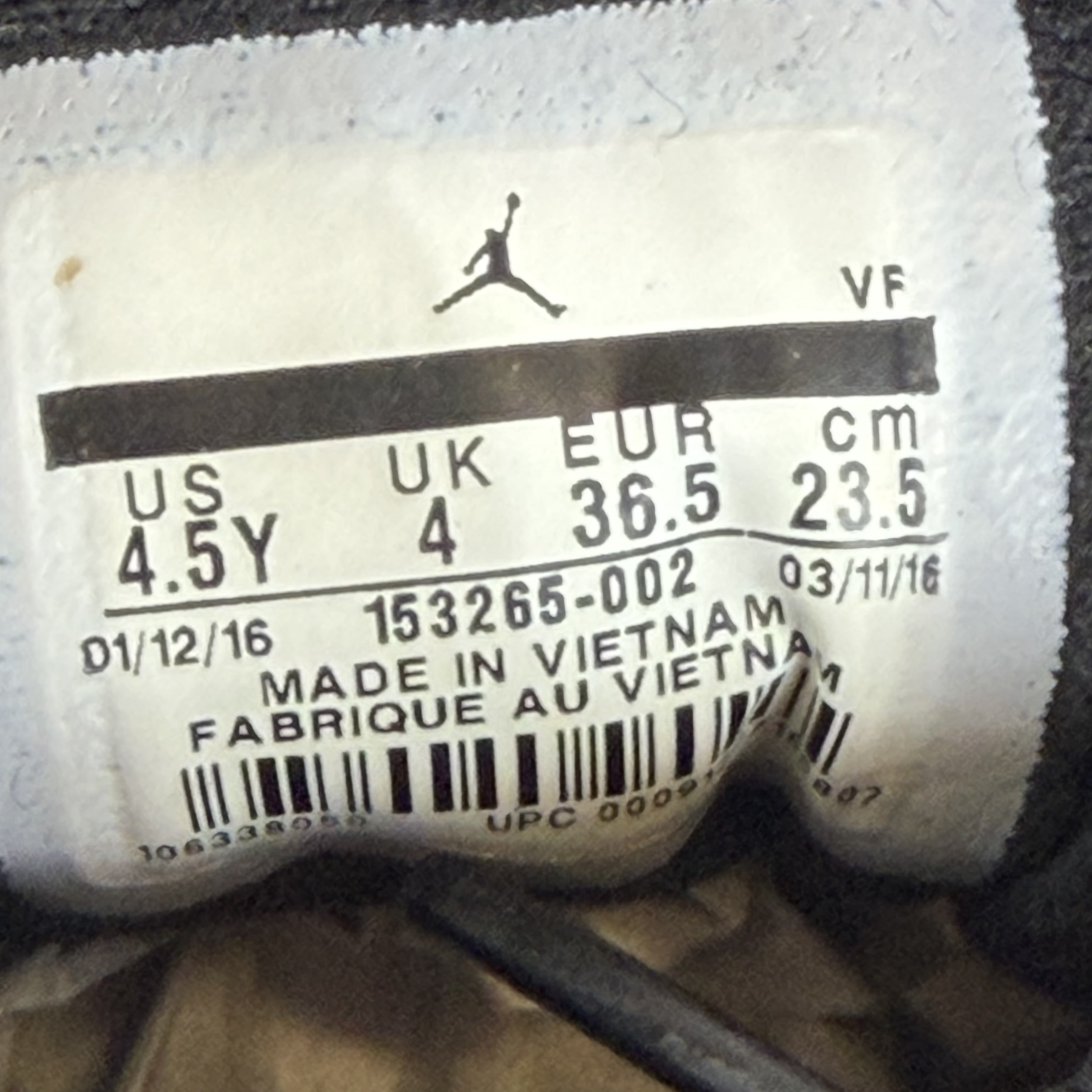 SP2844 Jordan 12 Retro Flu Game (2016) (GS)