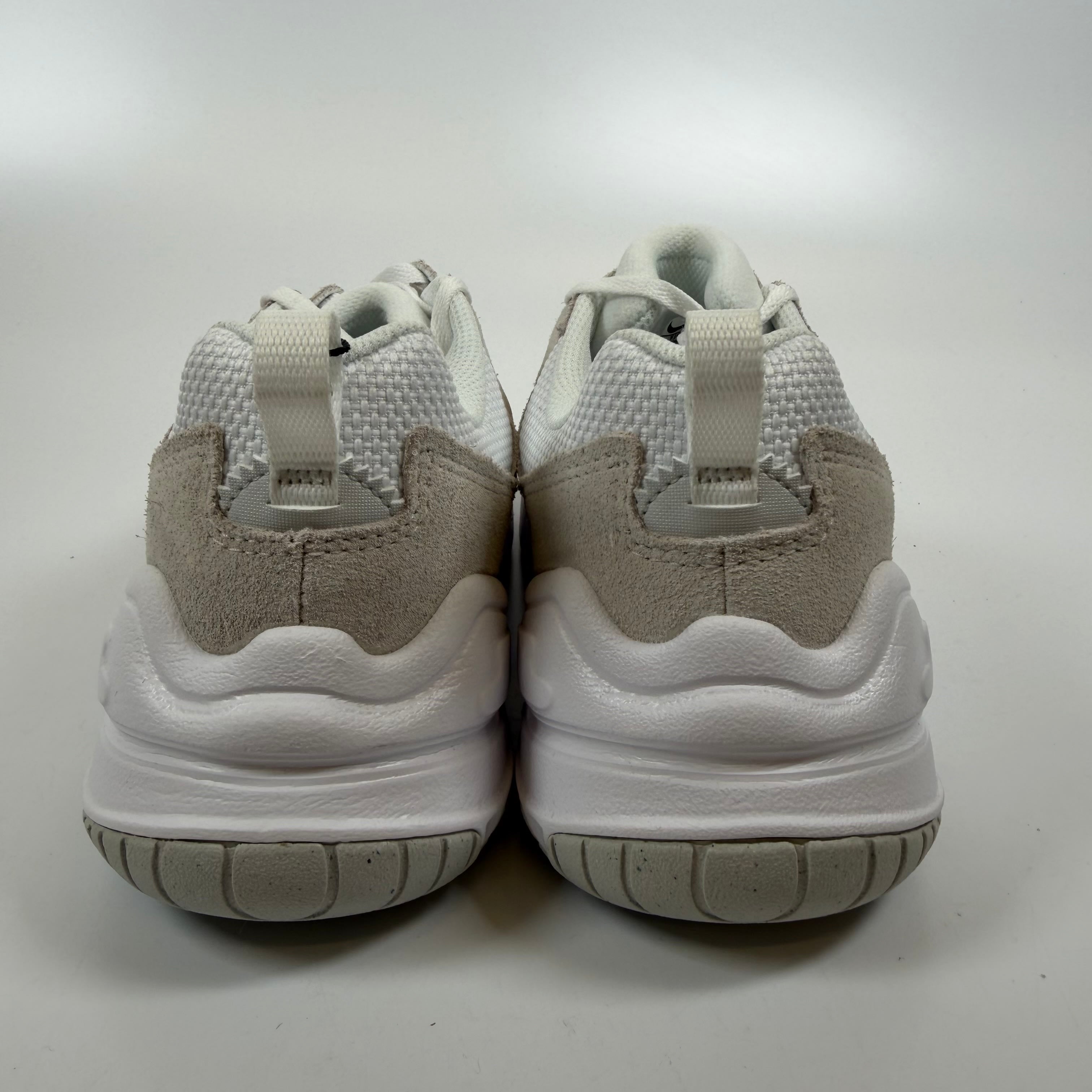 SP9712 Nike Tech Hera Photon Dust White