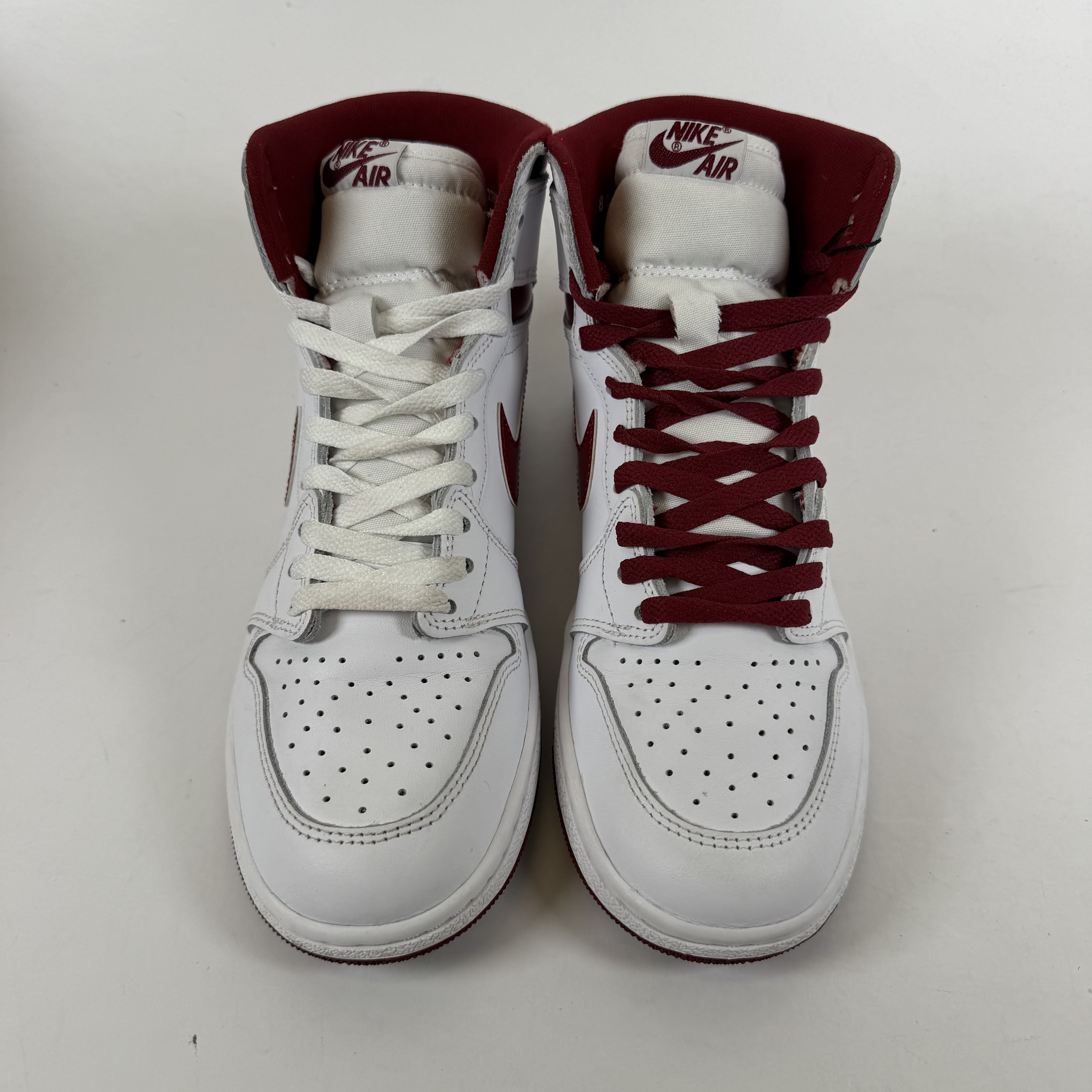 640998 Jordan 1 Retro High '85 OG Metallic Burgundy