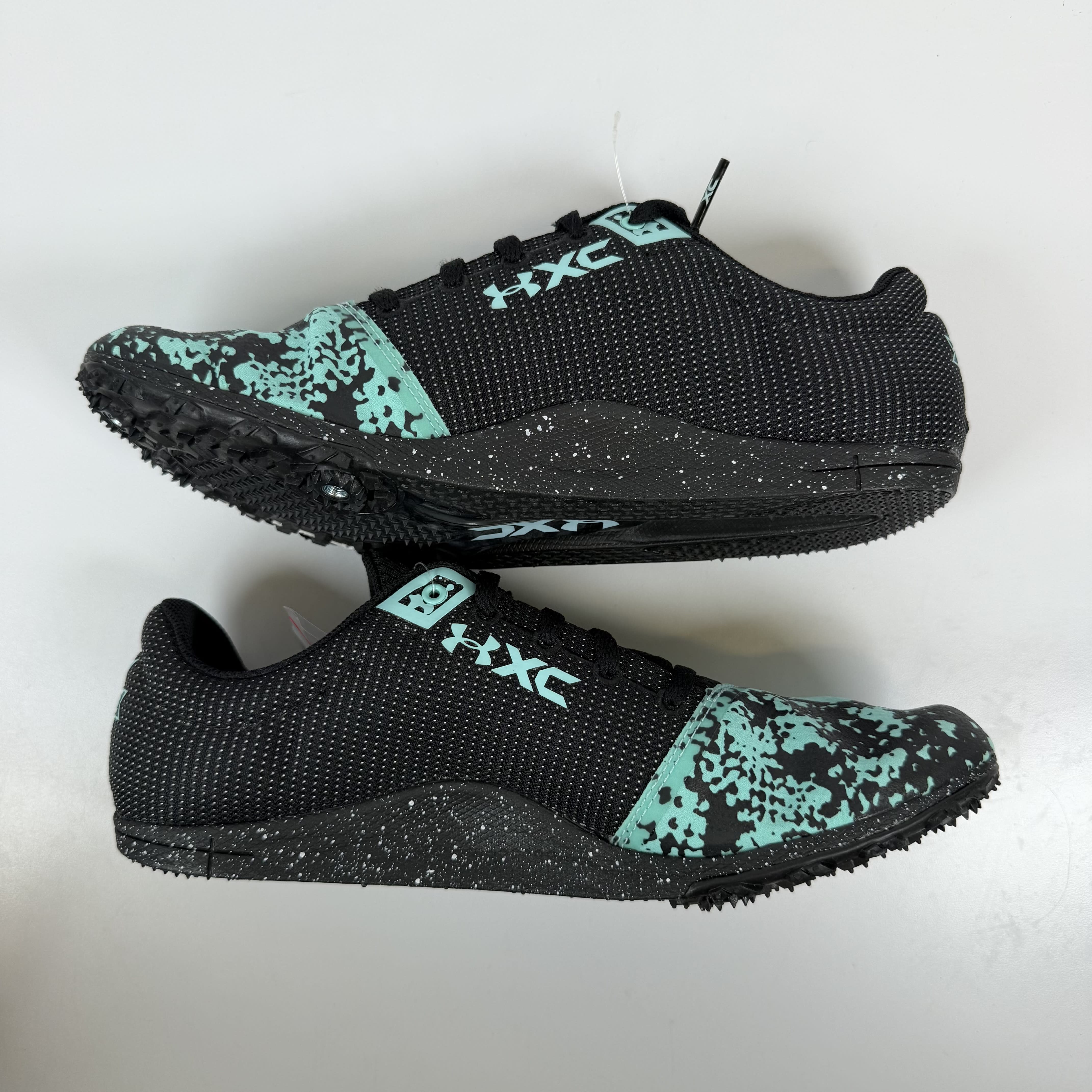 SP9605 Under Armor Brigade XC Spike Teal