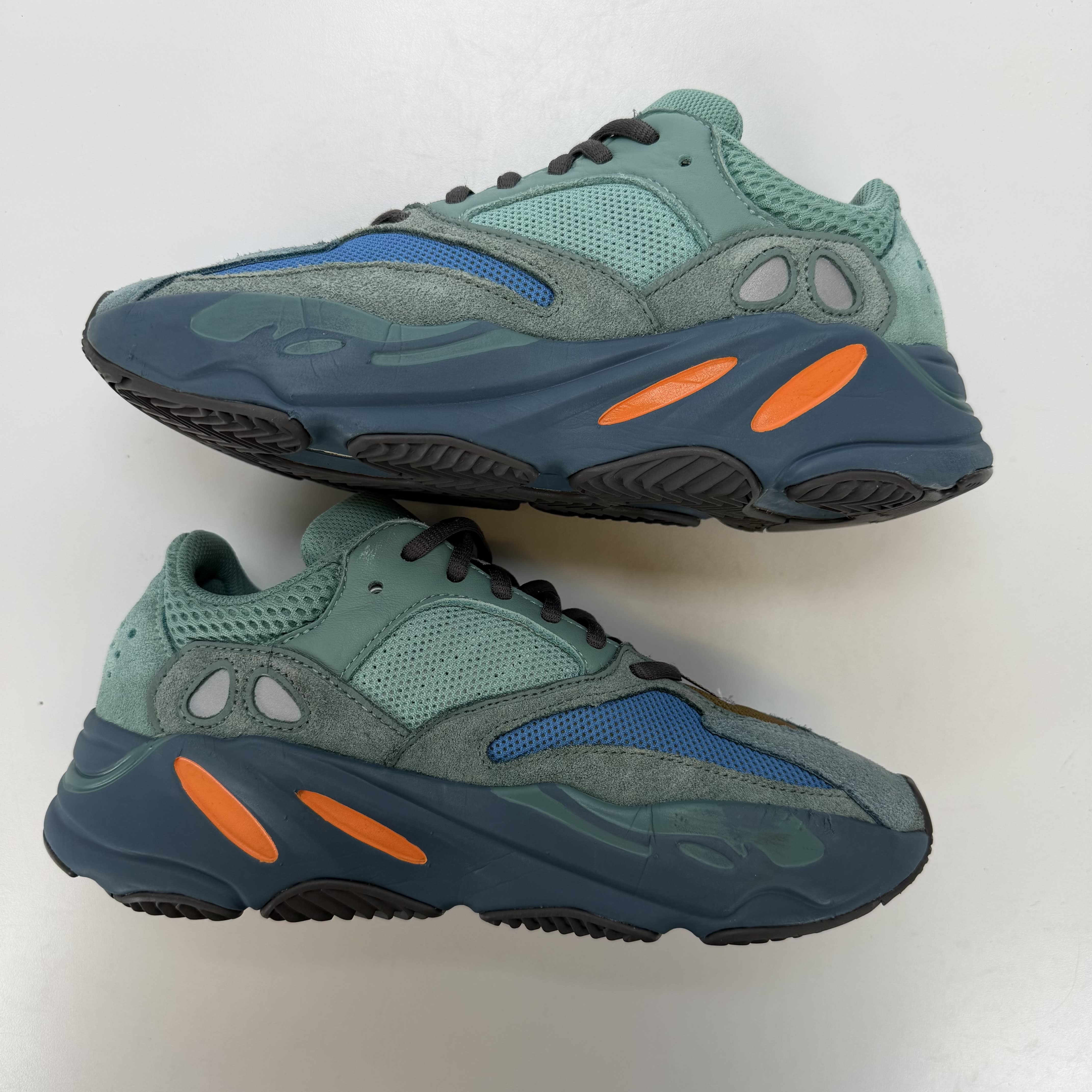 SP3697 adidas Yeezy Boost 700 Faded Azure