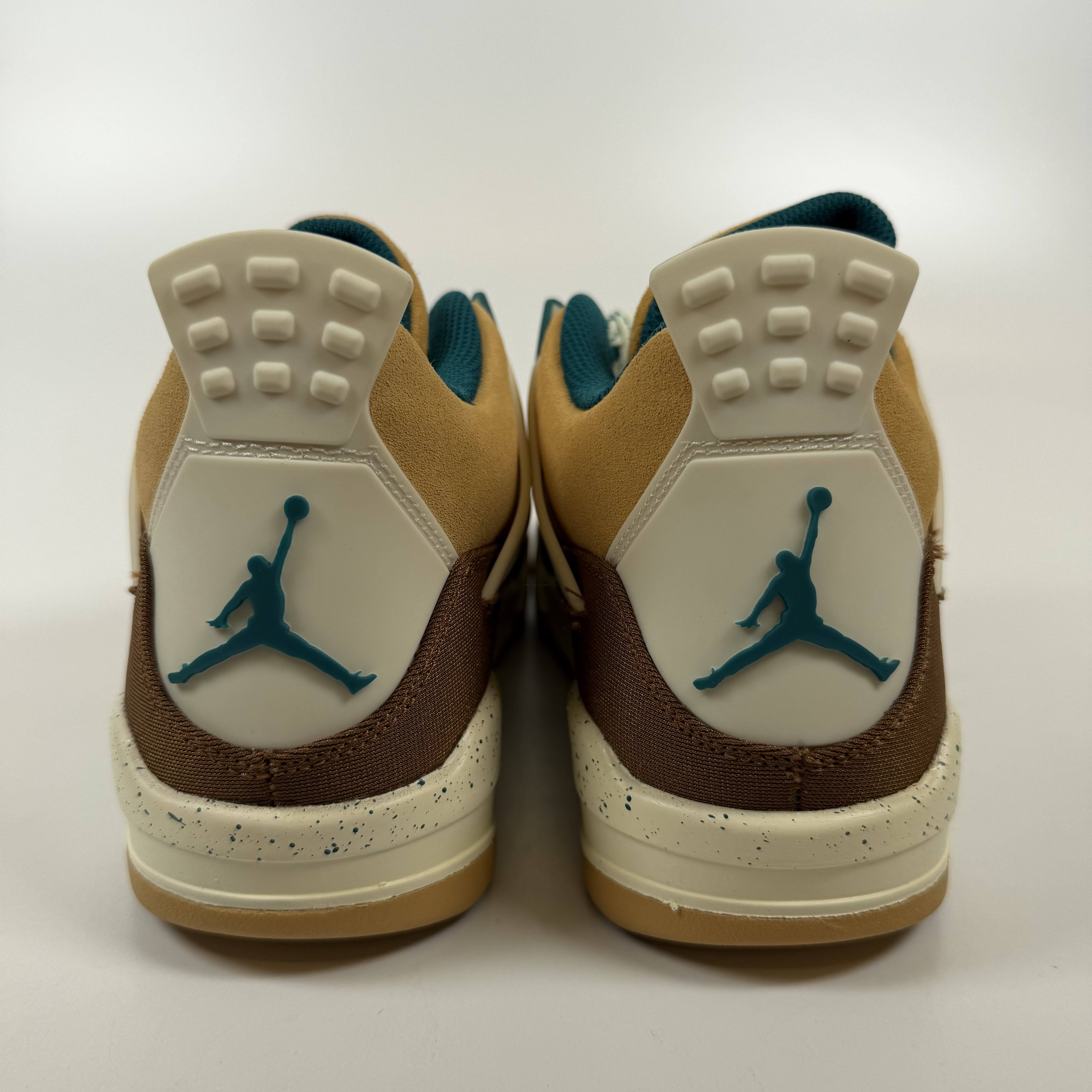644290 Jordan 4 Retro Cacao Wow (GS)
