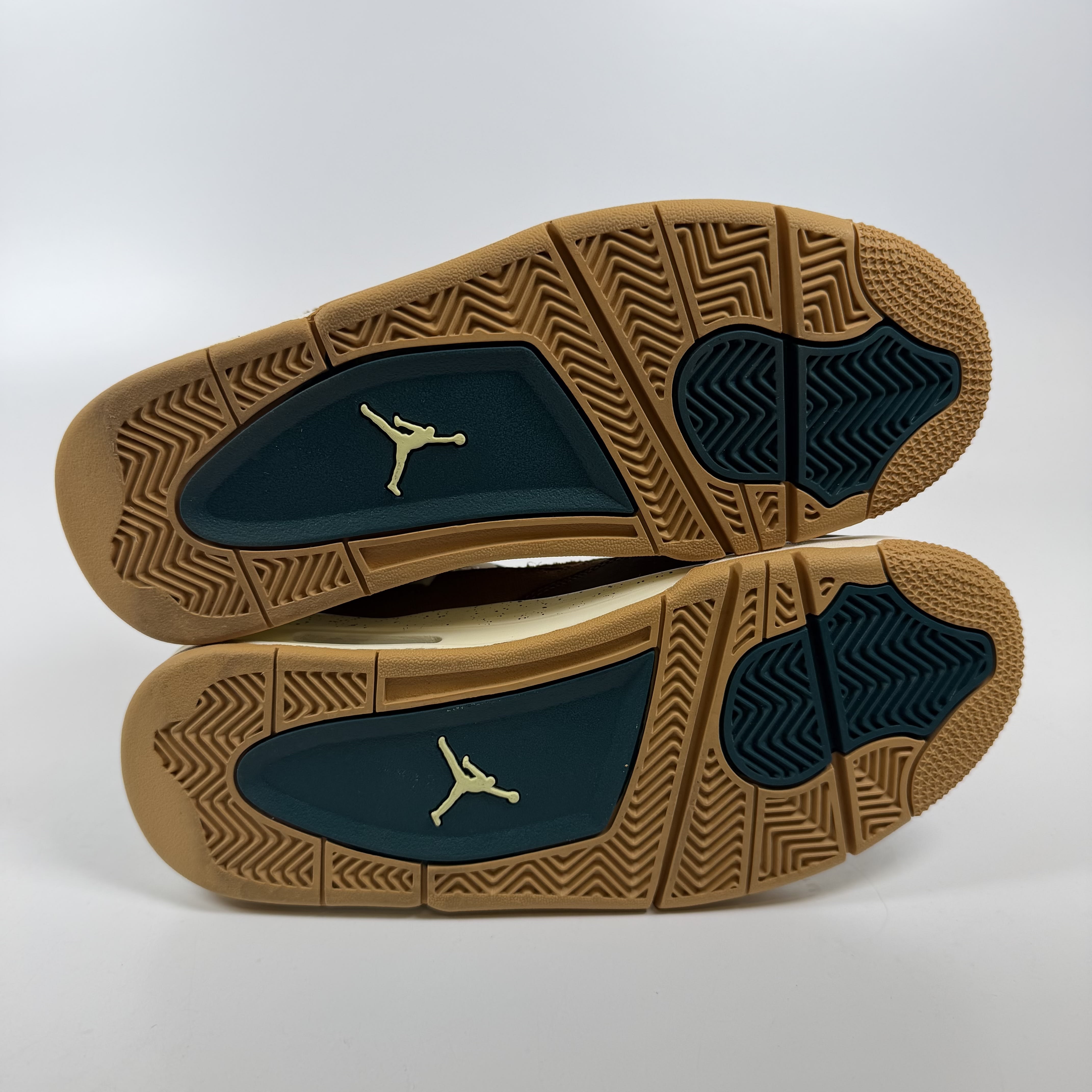 644290 Jordan 4 Retro Cacao Wow (GS)