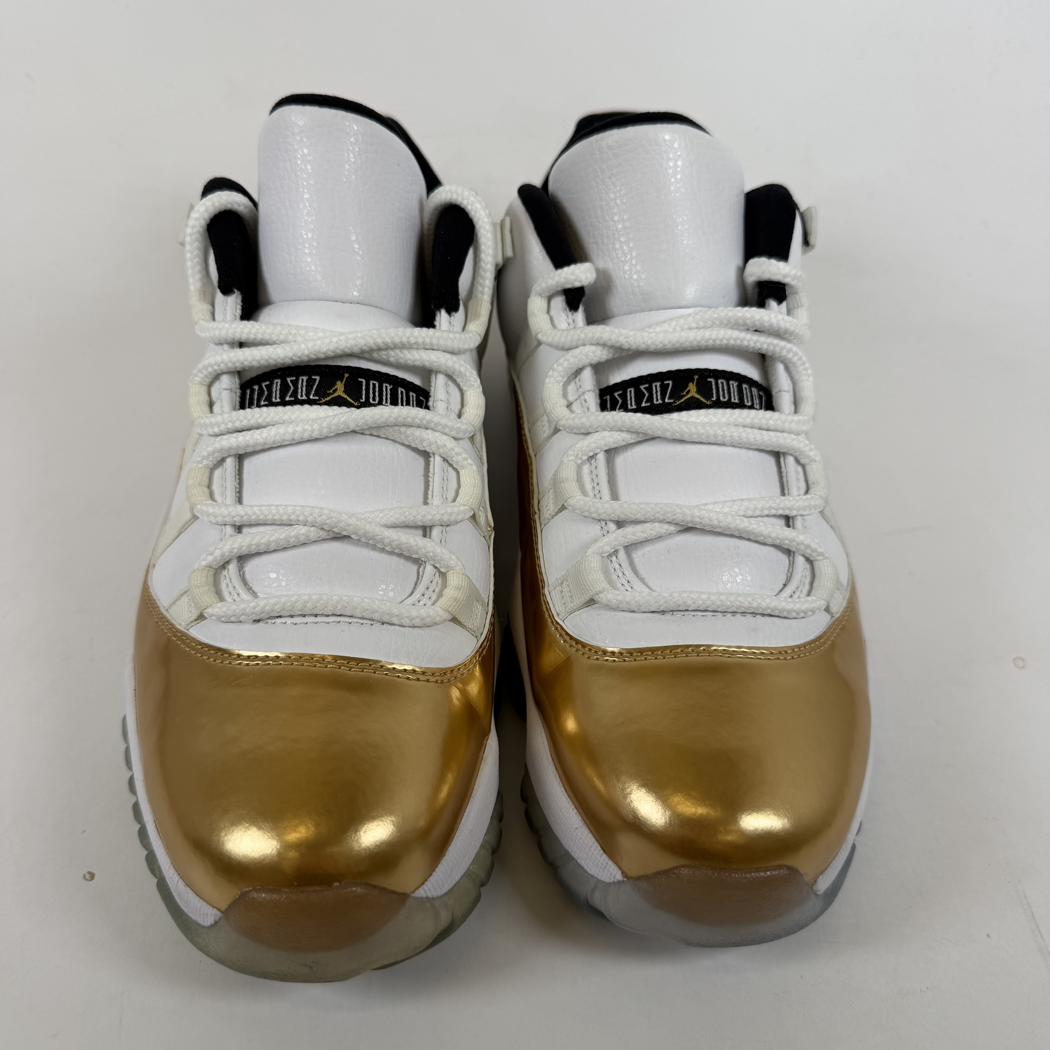 [554600] Air Jordan 11 Retro Low 'Closing Ceremony'