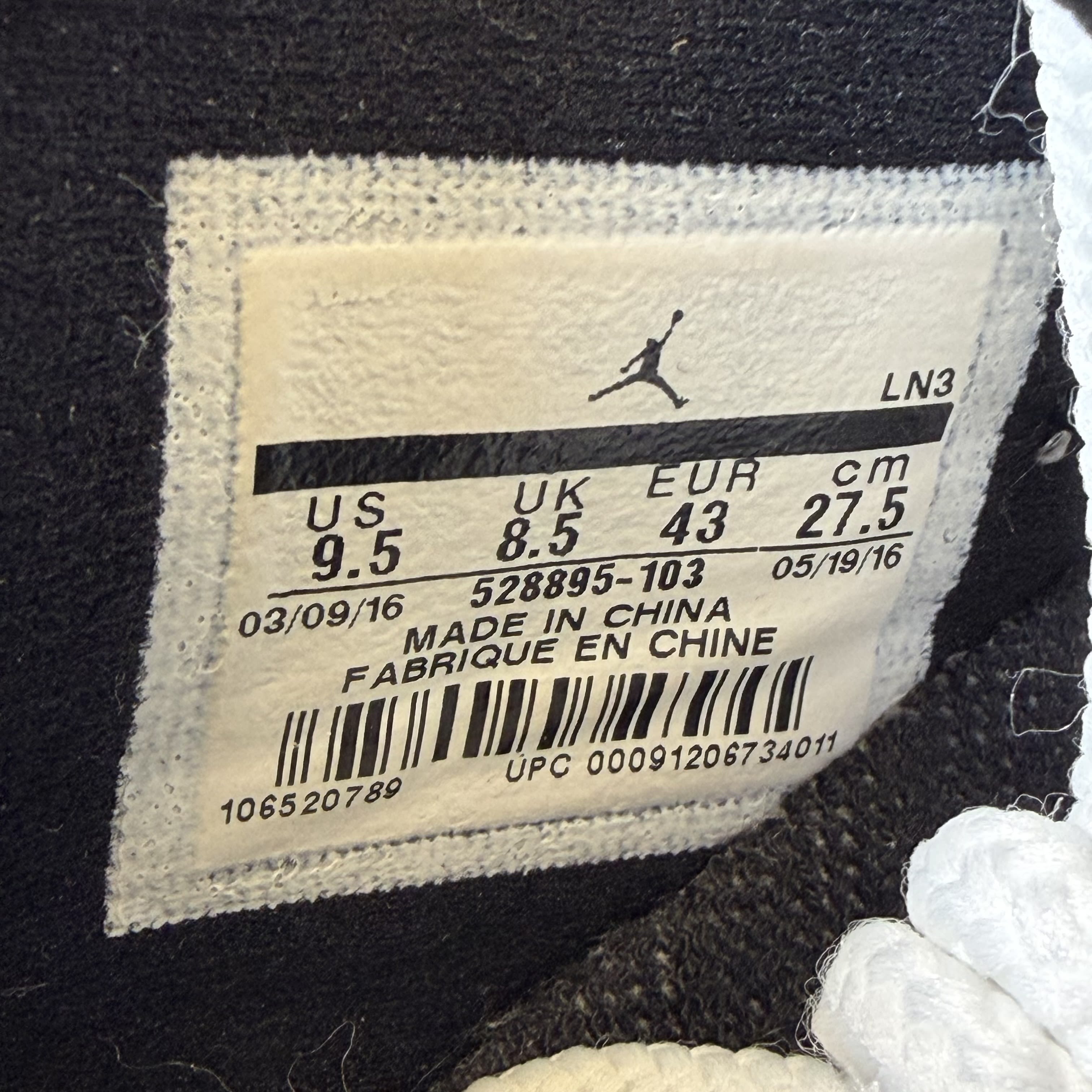 [554600] Air Jordan 11 Retro Low 'Closing Ceremony'