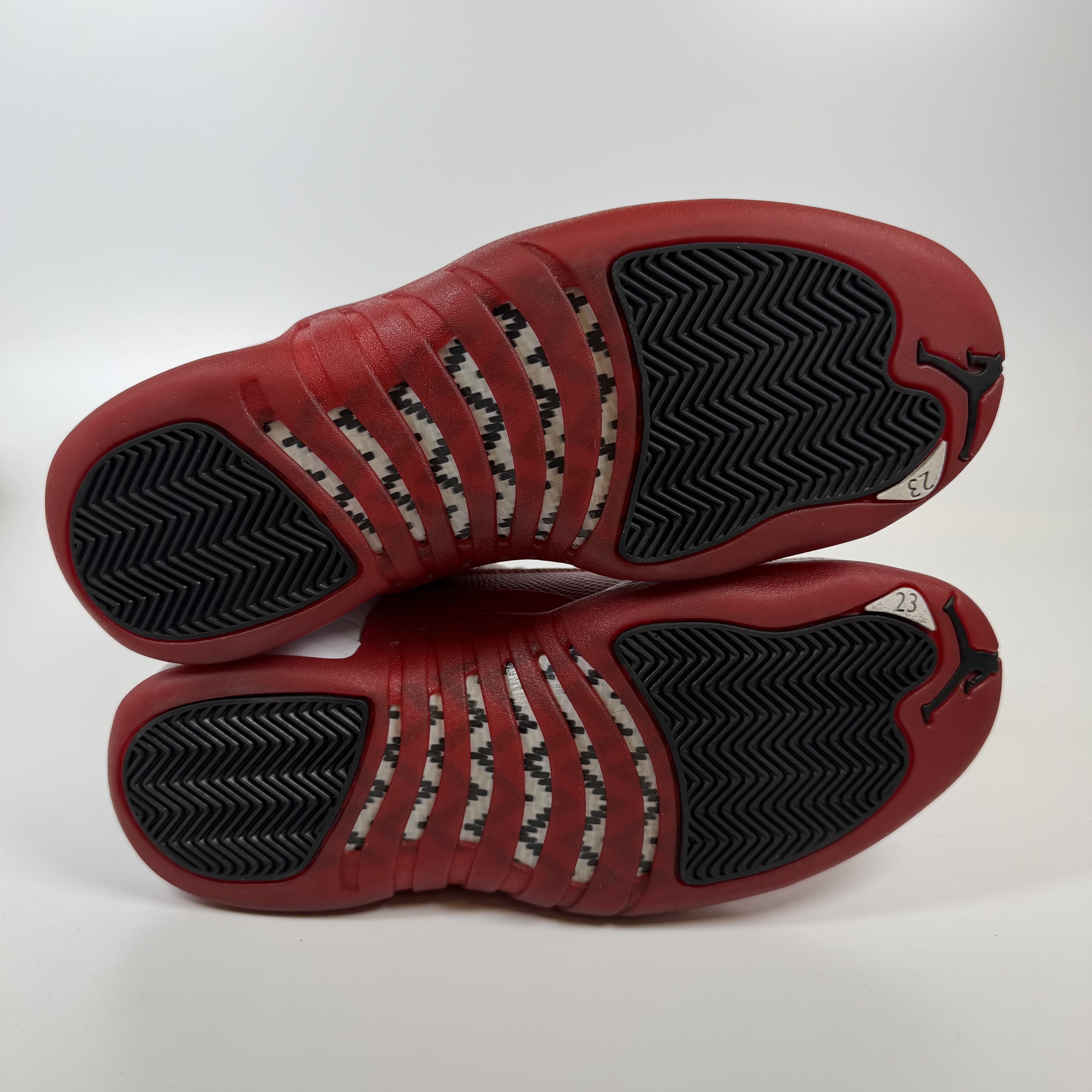 [722505] Jordan 12 Retro Cherry (2023)