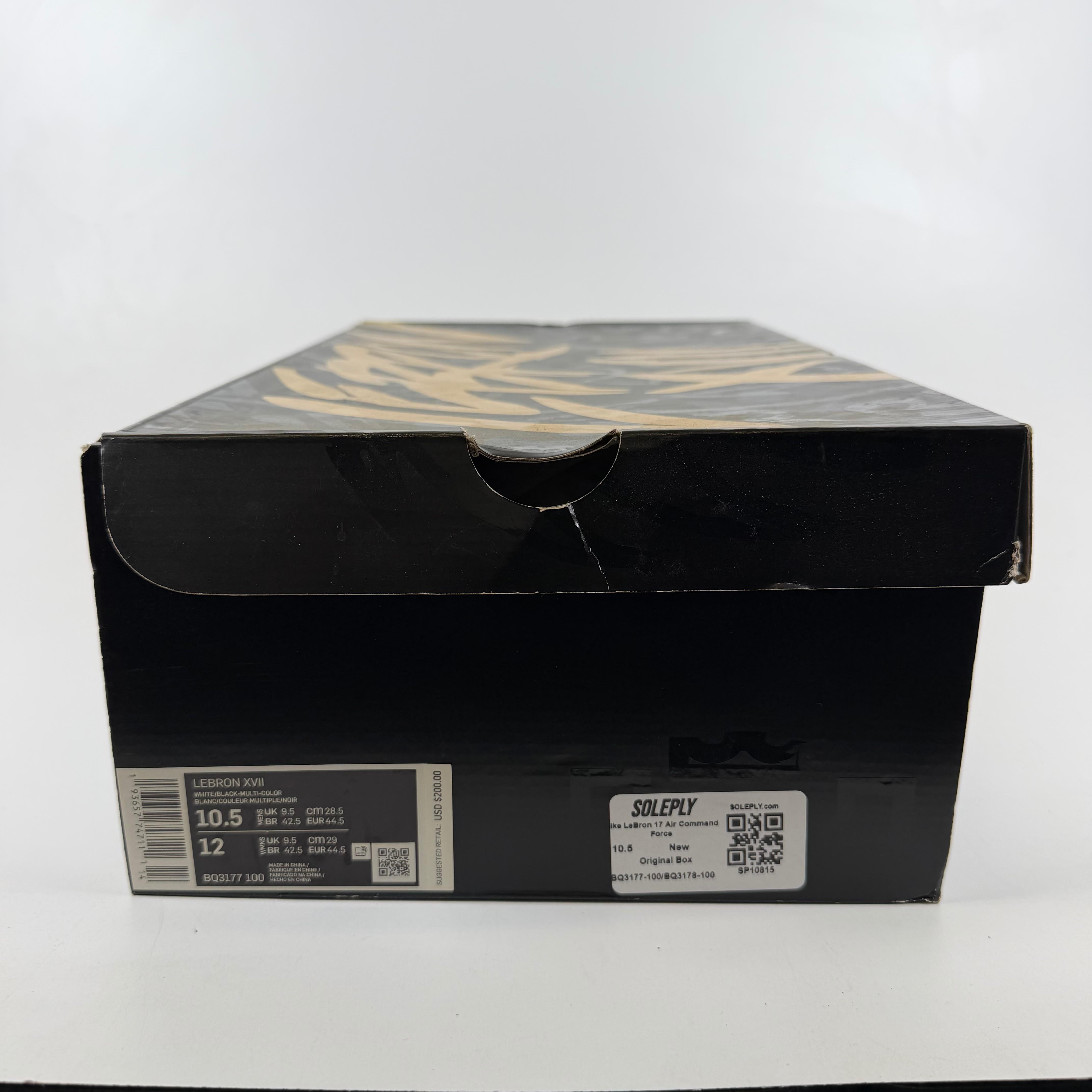 SP10815 Nike LeBron 17 Air Command Force