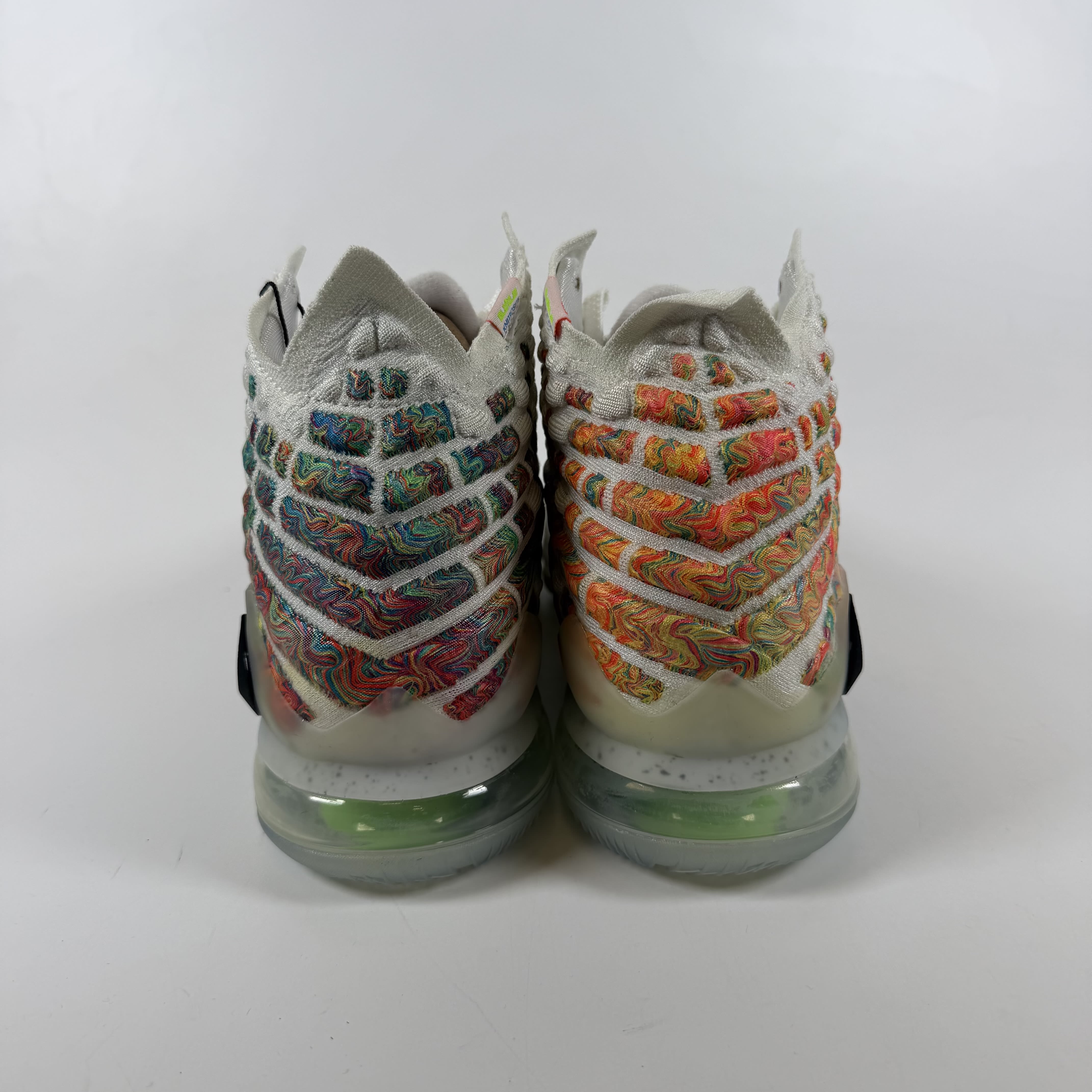 SP10815 Nike LeBron 17 Air Command Force