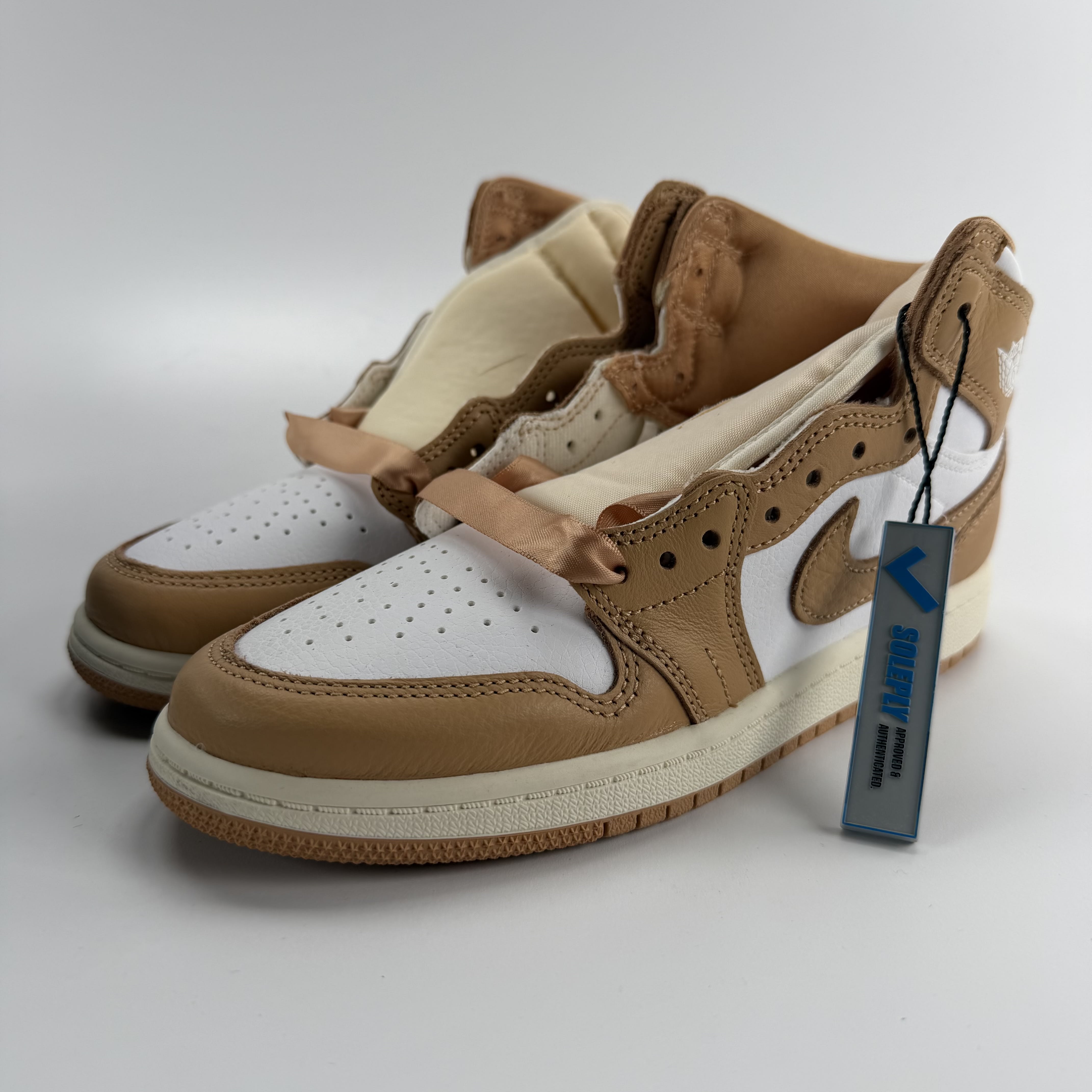 313205 Jordan 1 Retro High OG Praline (PS)
