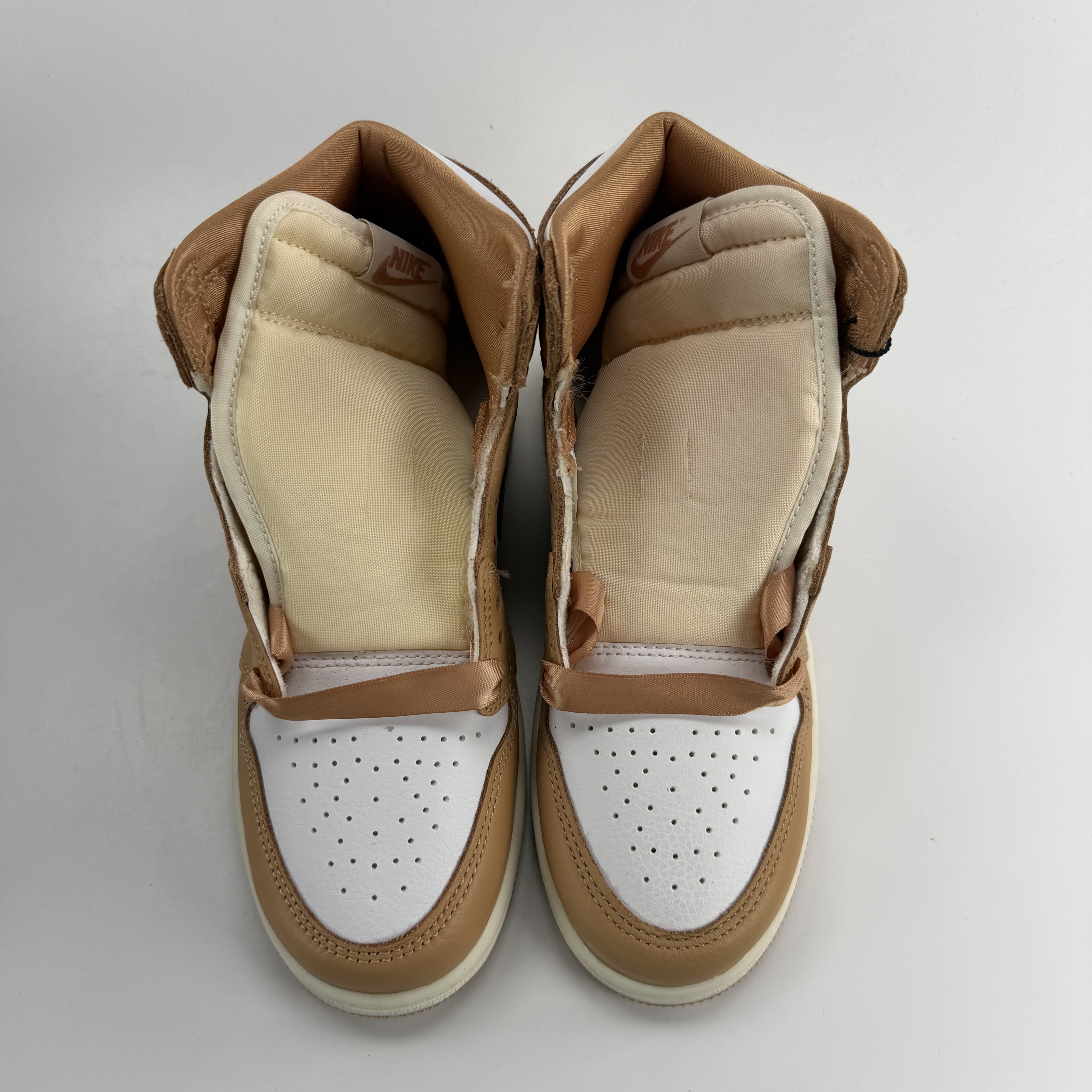 313205 Jordan 1 Retro High OG Praline (PS)