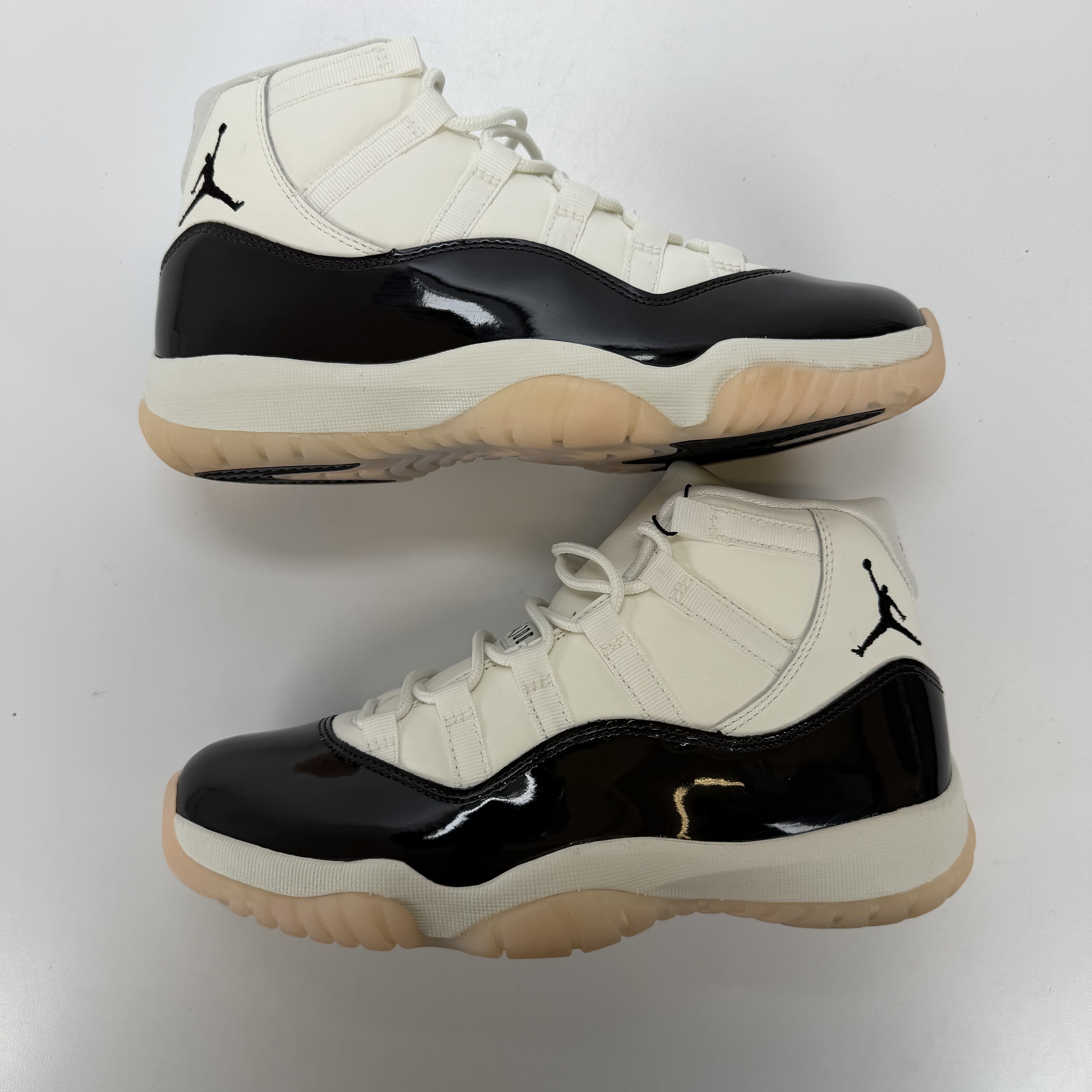 SP3479 Jordan 11 Retro Neapolitan (Women's)