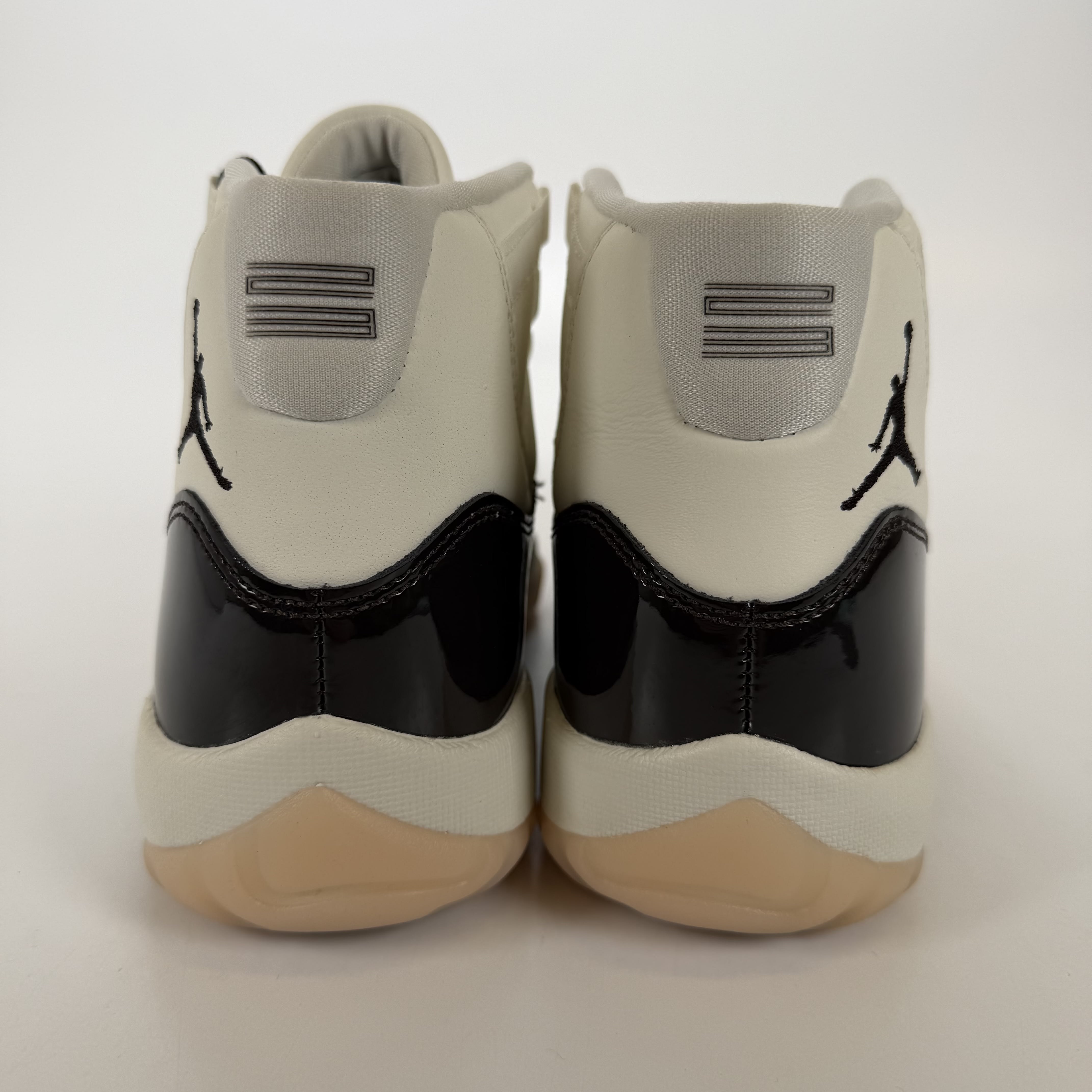 SP3479 Jordan 11 Retro Neapolitan (Women's)