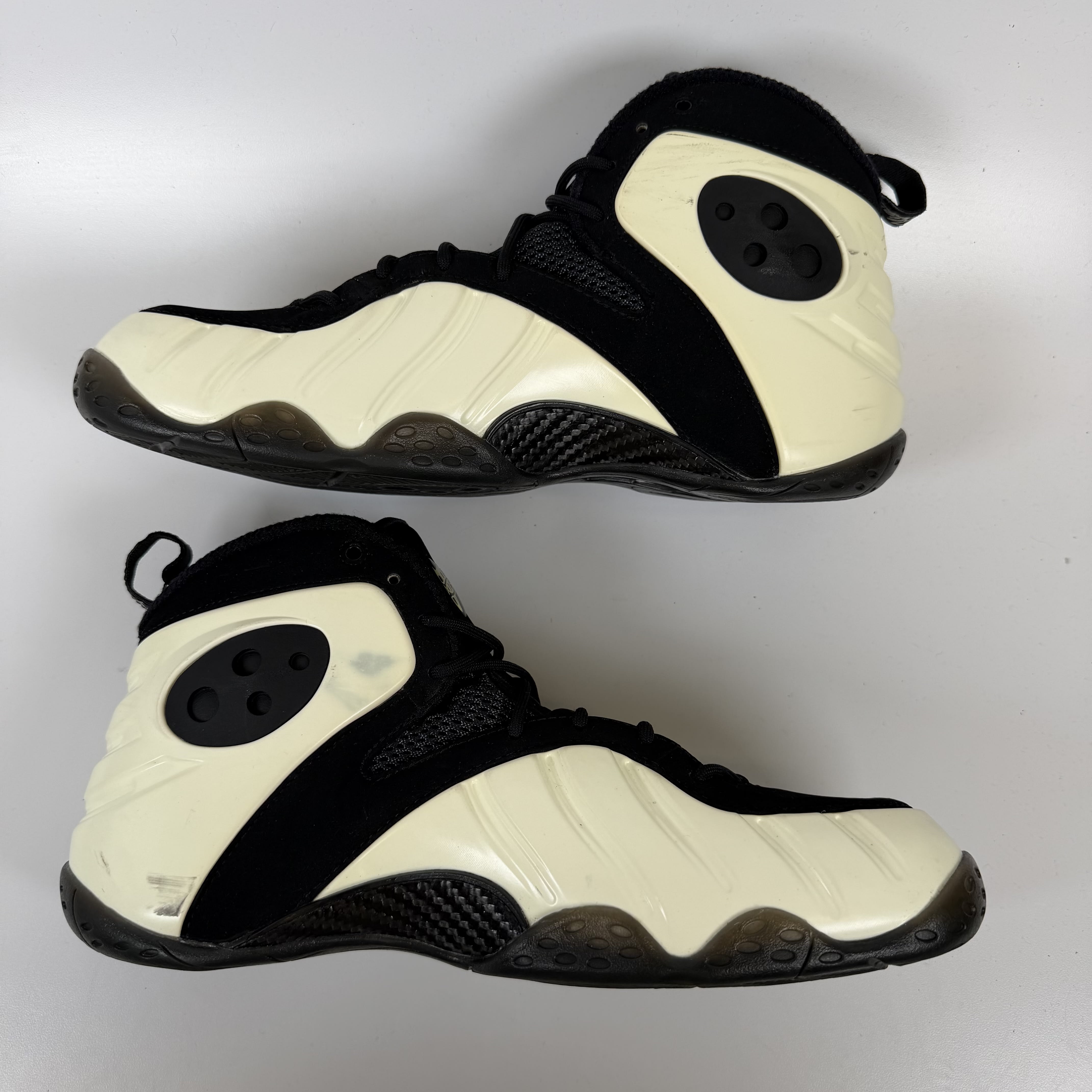 SP6857 Nike Zoom Rookie Glow-In-The-Dark (2018)