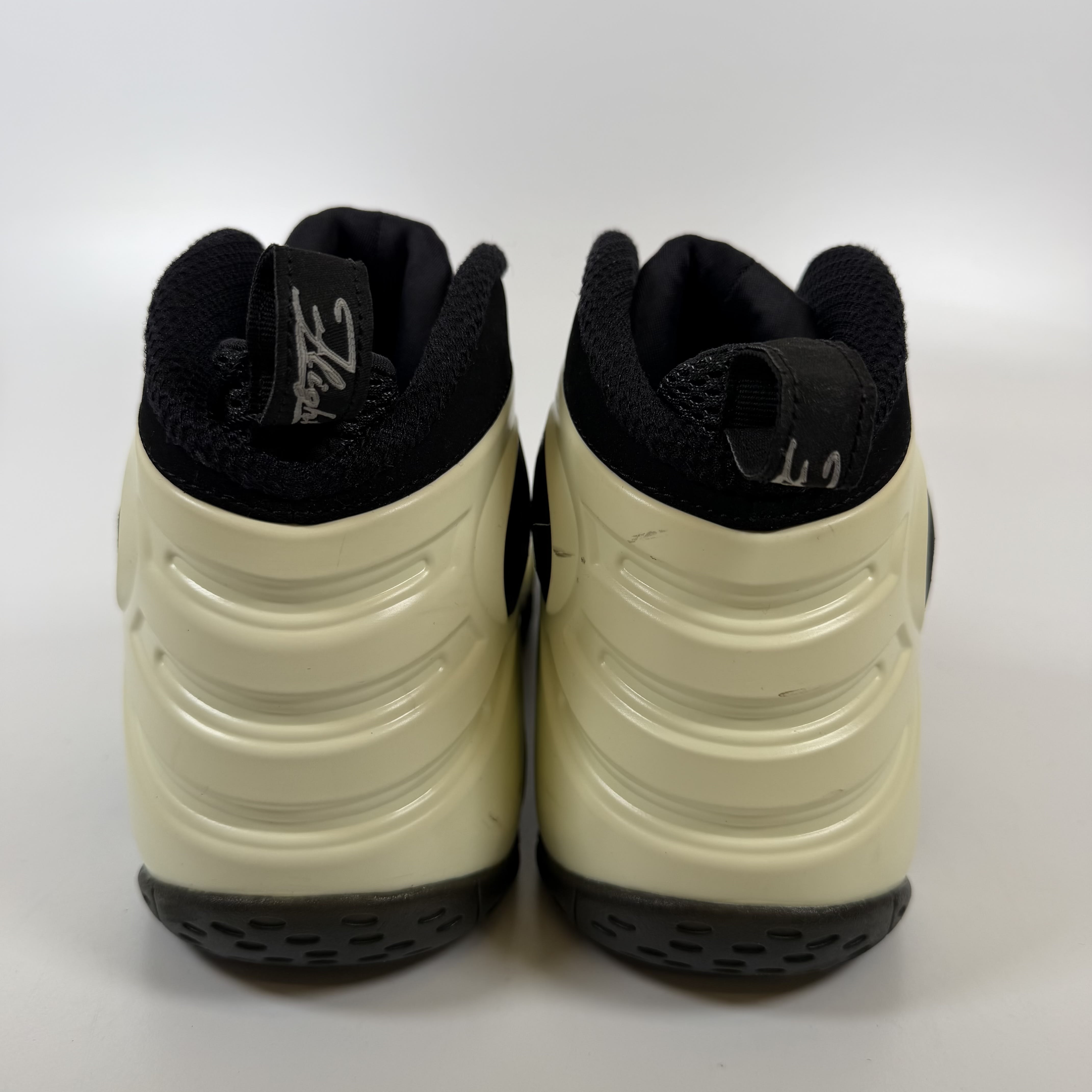 SP6857 Nike Zoom Rookie Glow-In-The-Dark (2018)