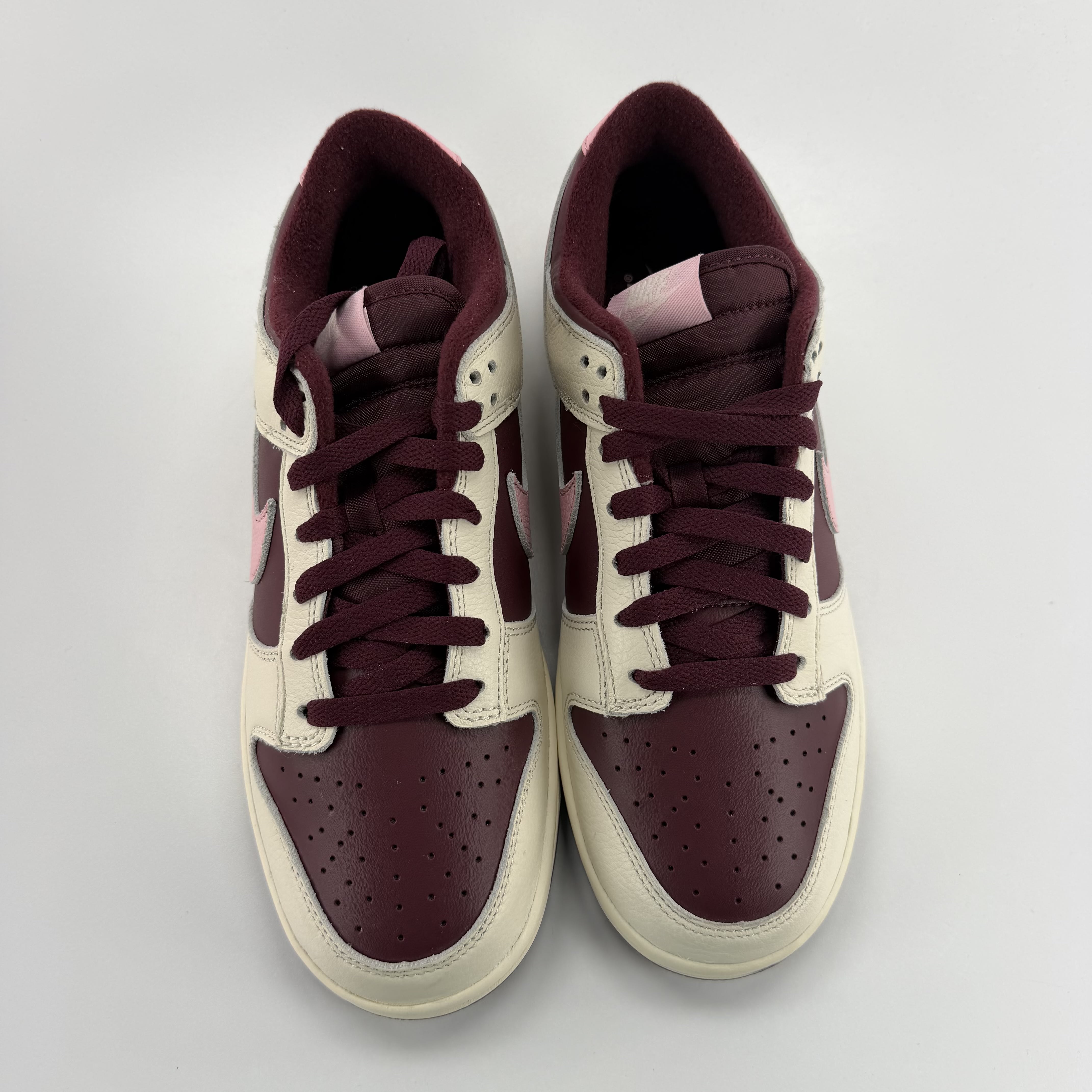 283109 Dunk Low Premium 'Valentine's Day'