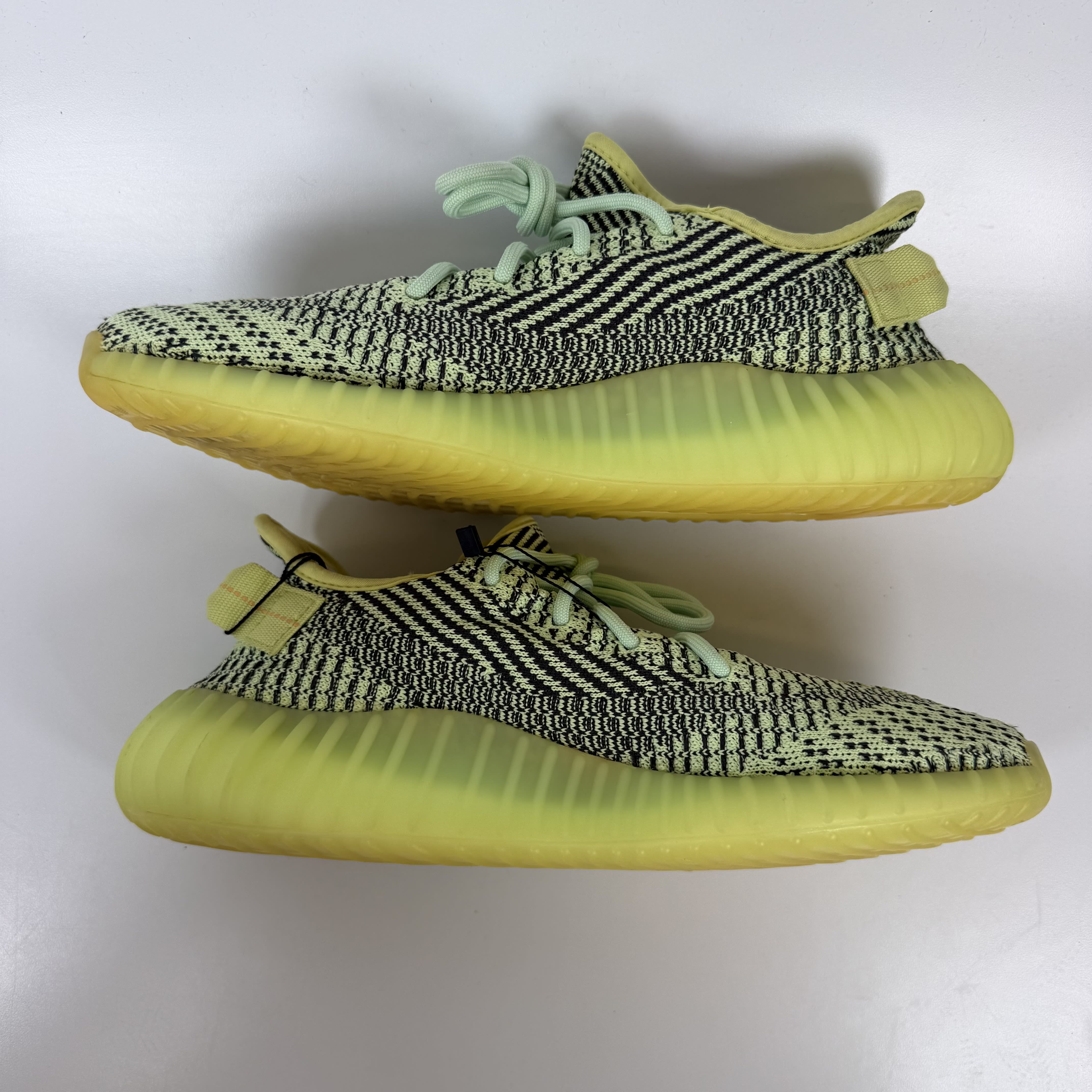 503701 Yeezy Boost 350 V2 'Yeezreel Non-Reflective'