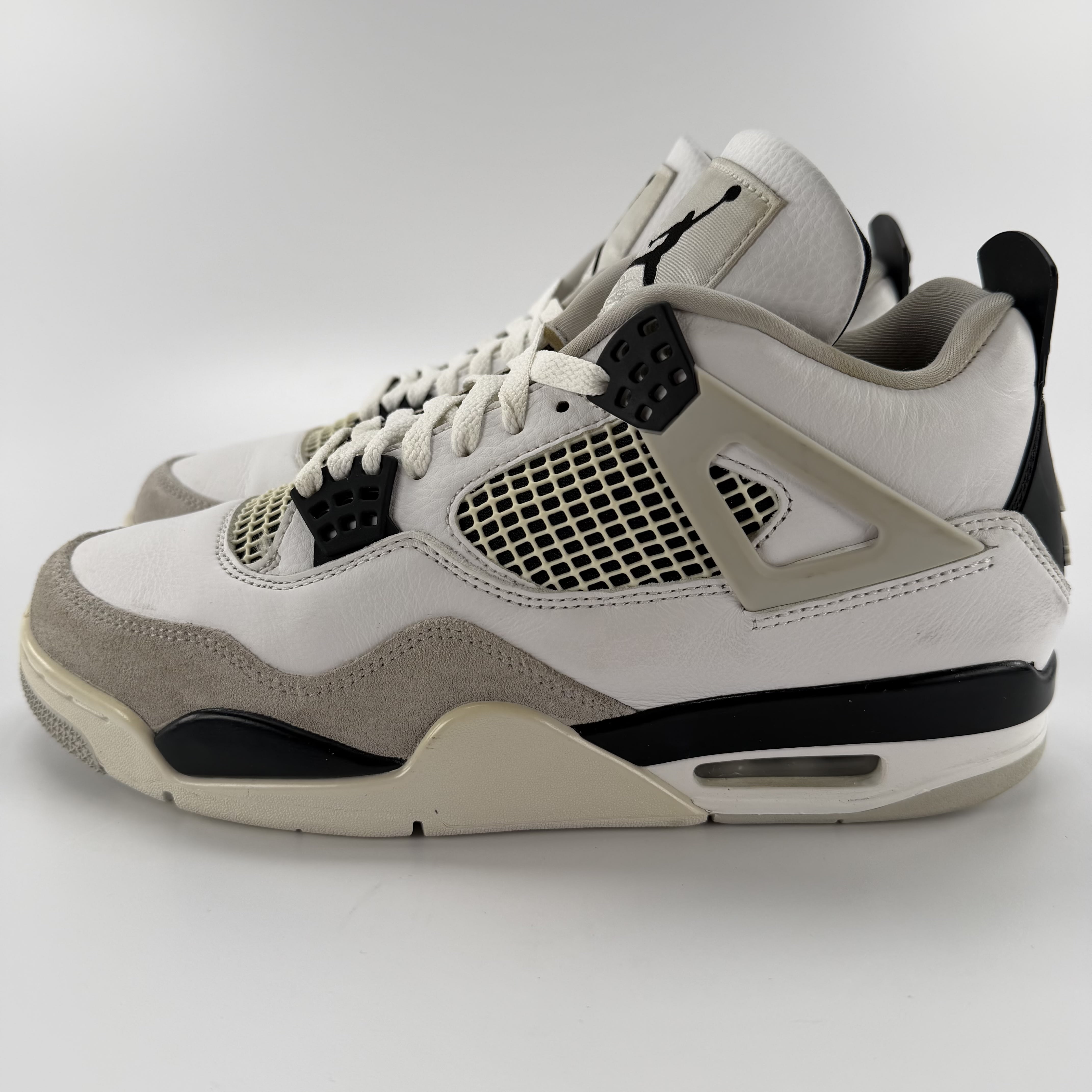 391990 Jordan 4 Retro Military Black