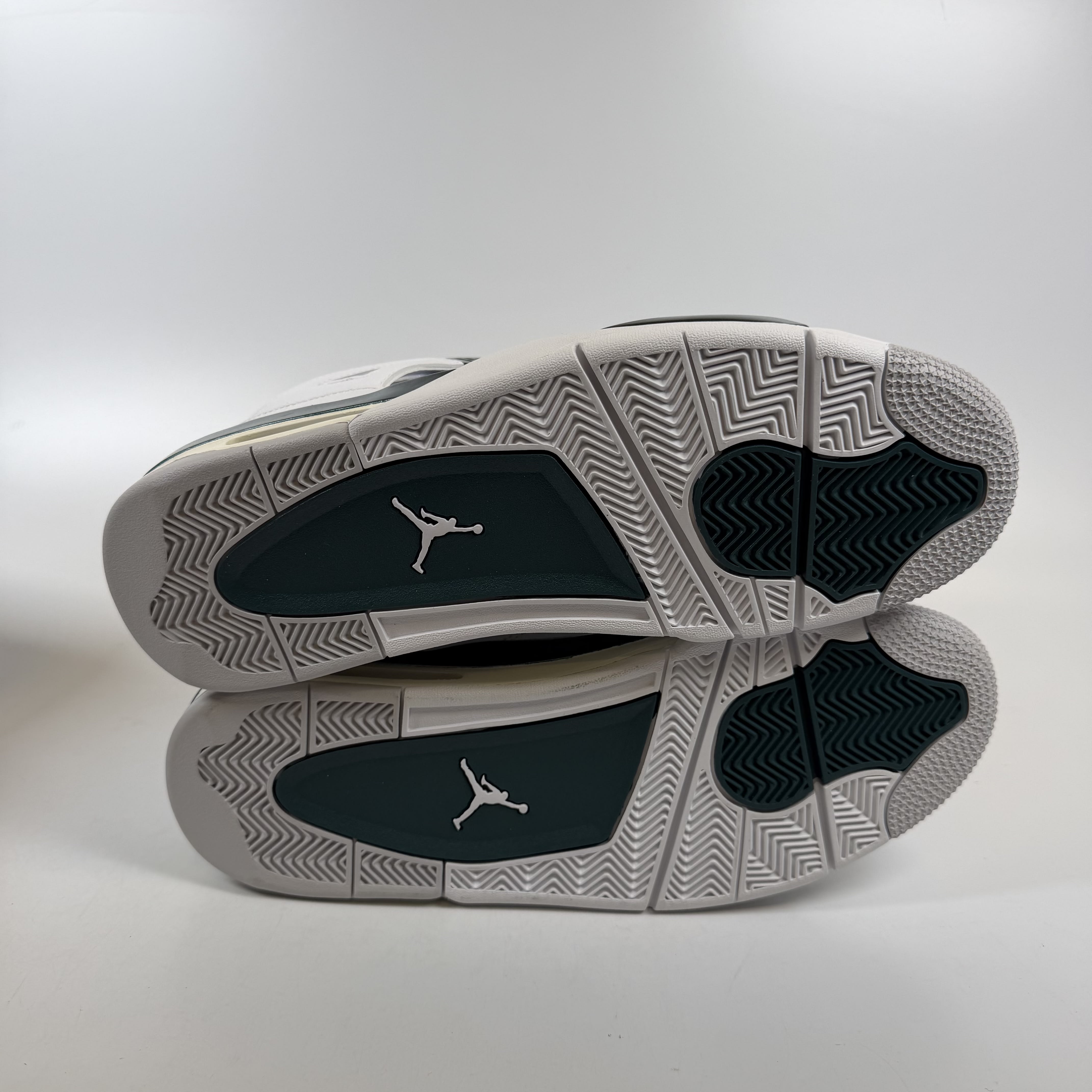 339822 Jordan 4 Retro Oxidized Green