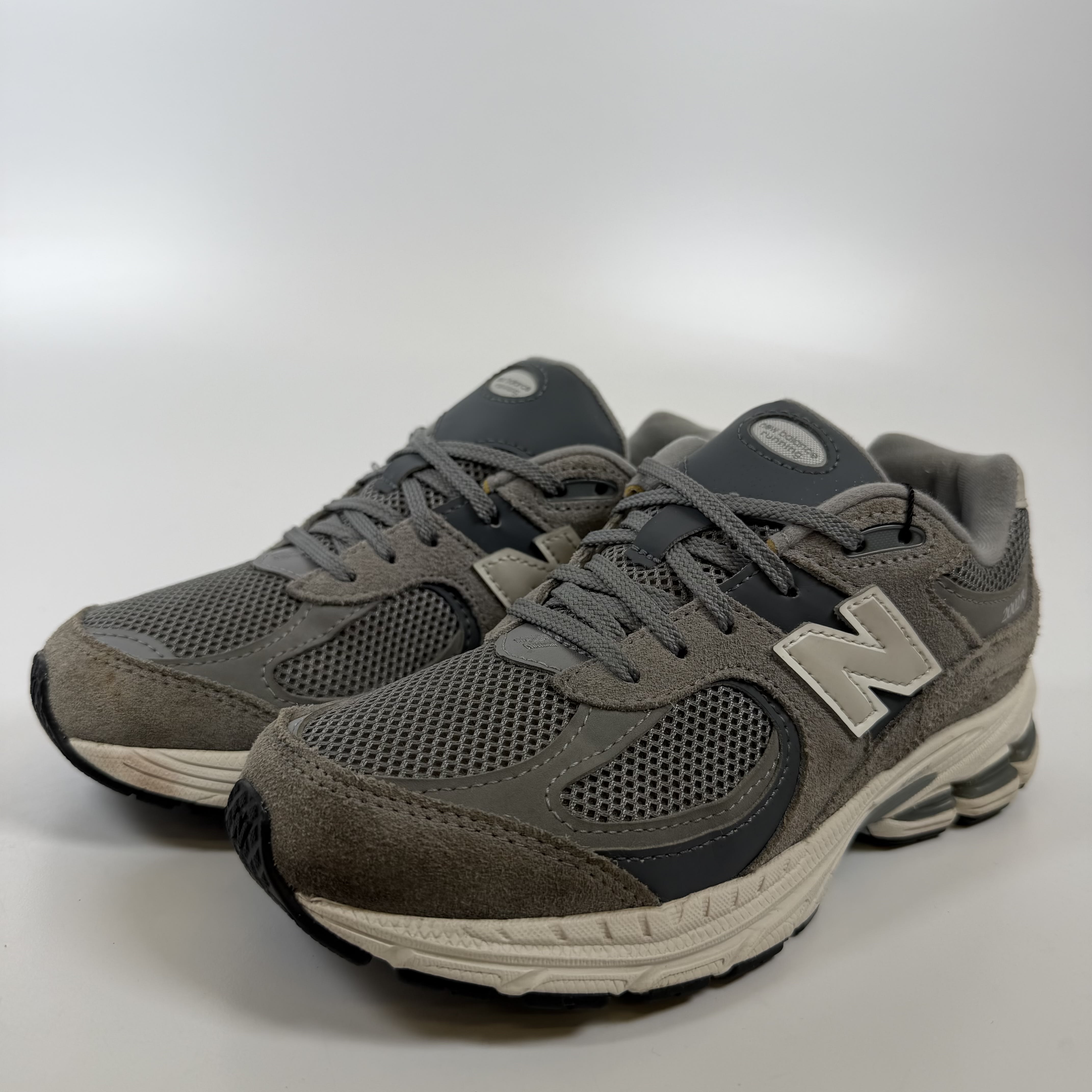 [SP7009] New Balance 2002R Steel (GS)