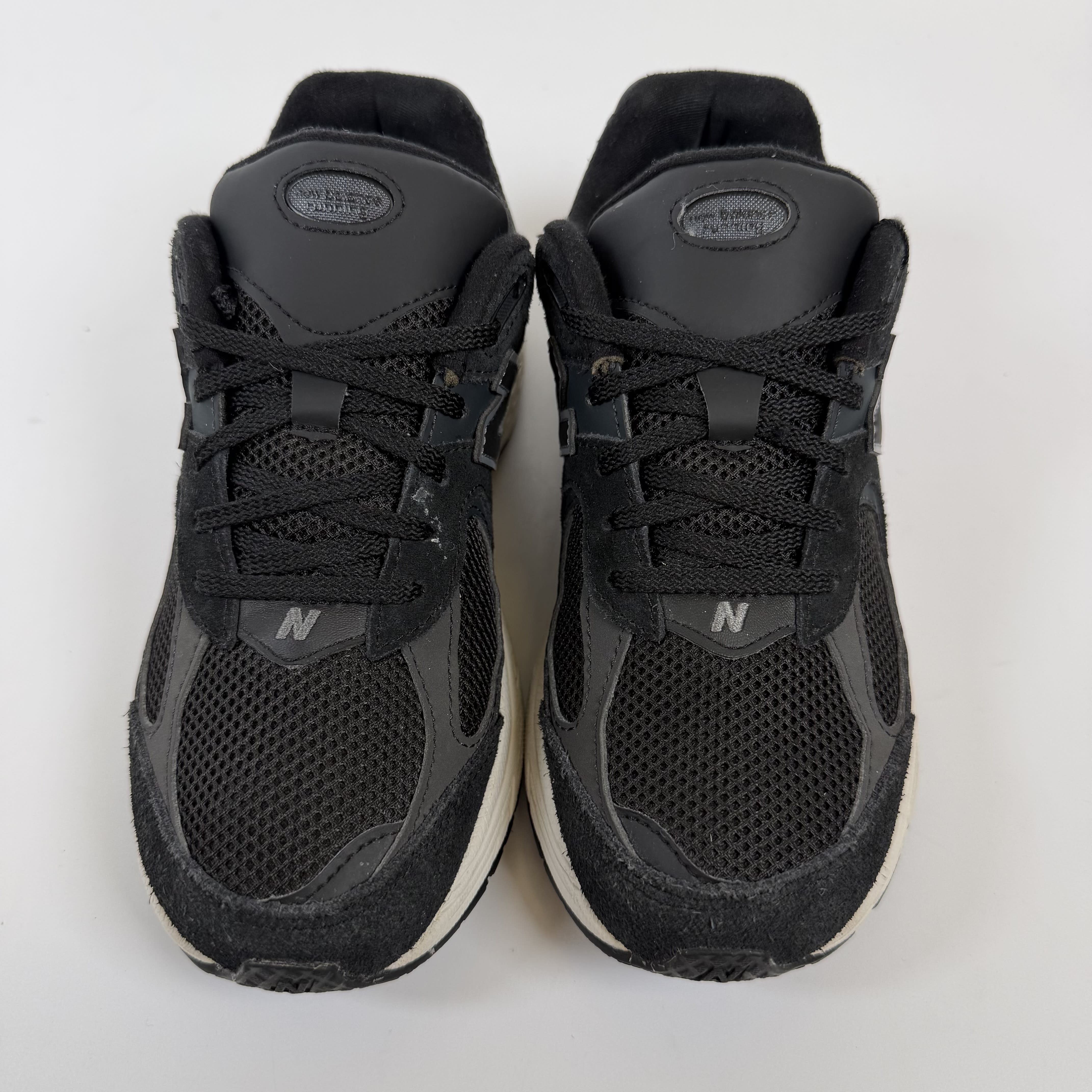 SP7008 New Balance 2002R Black (GS)