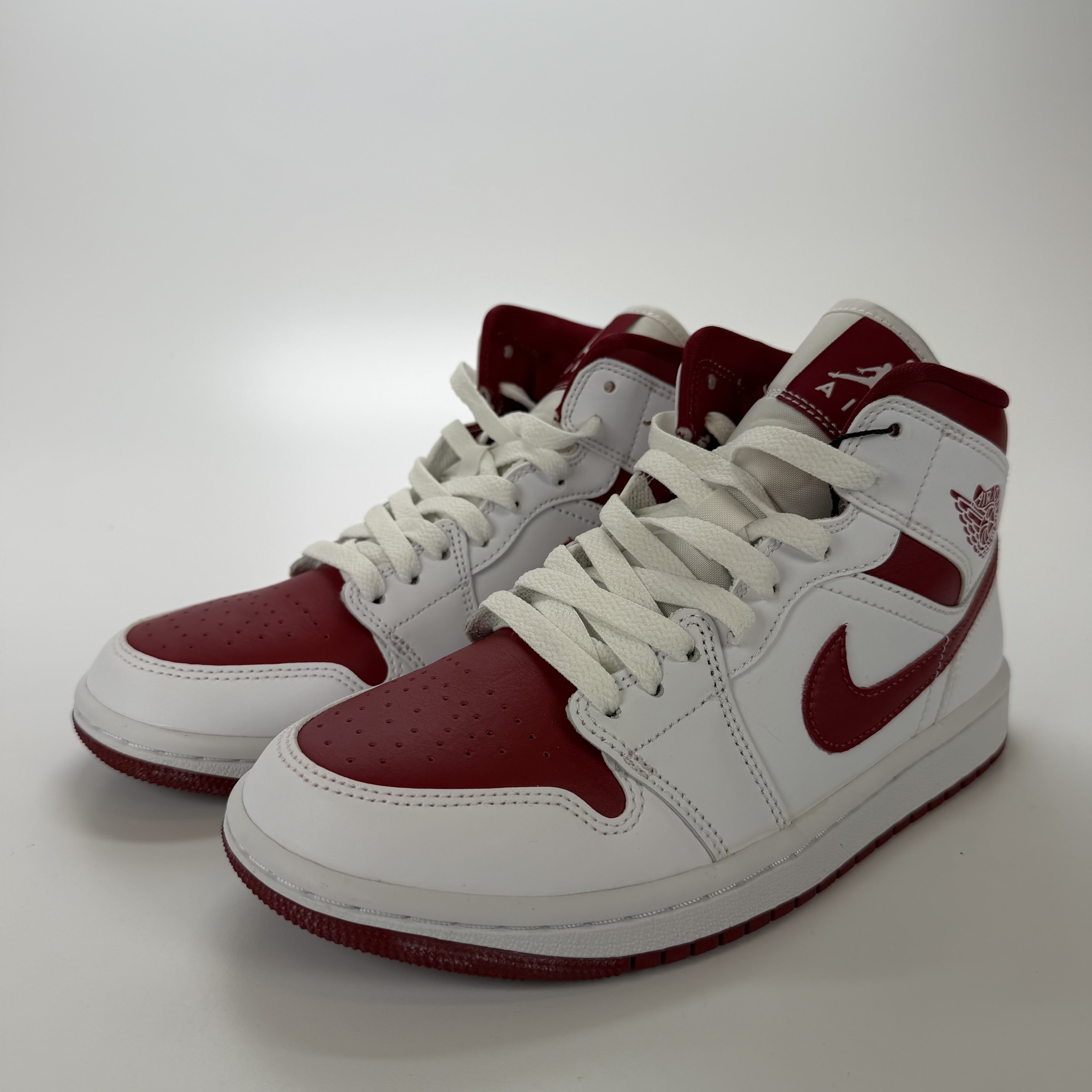 SP3478 Jordan 1 Mid Reverse Chicago (Women's)