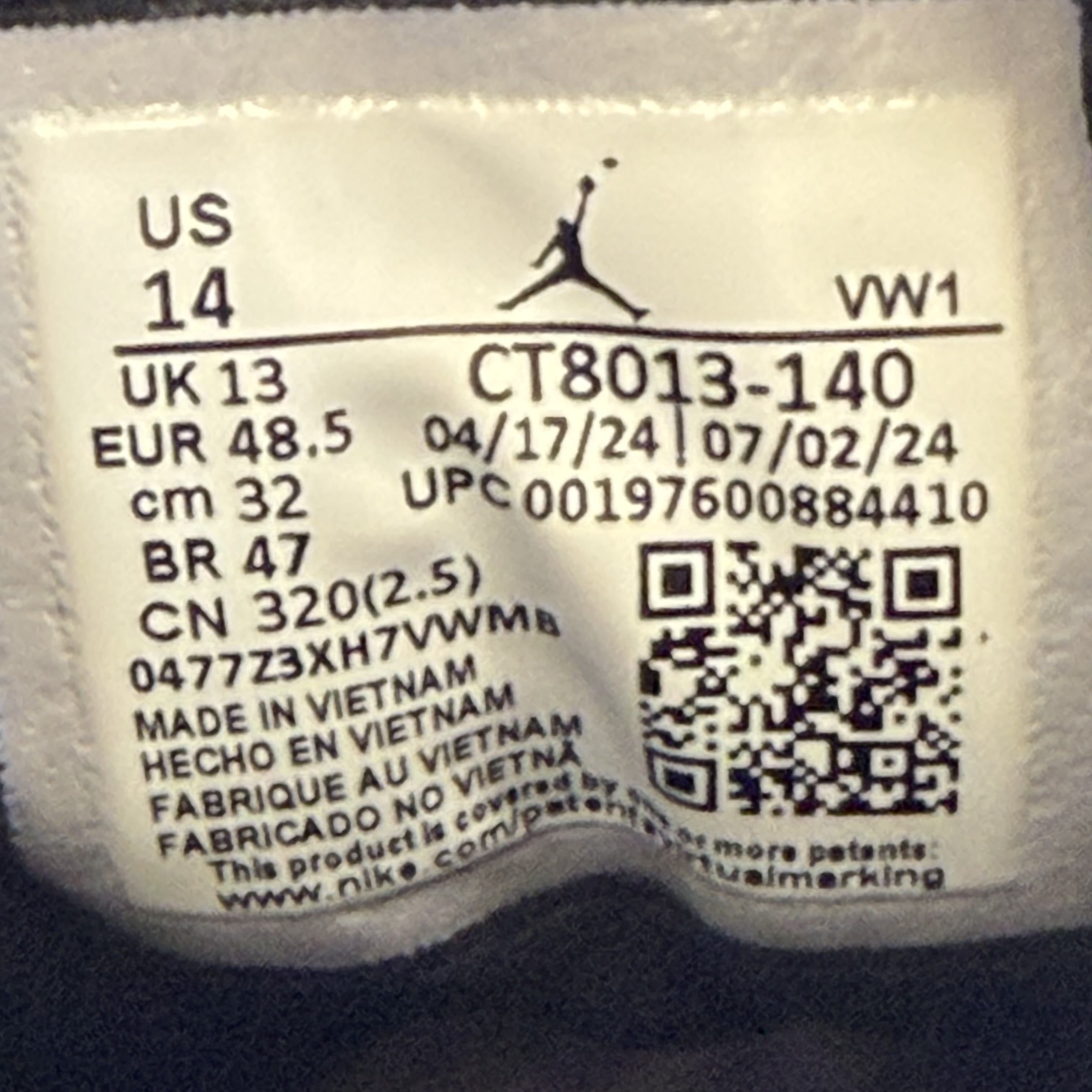 698796 Jordan 12 Retro Blueberry