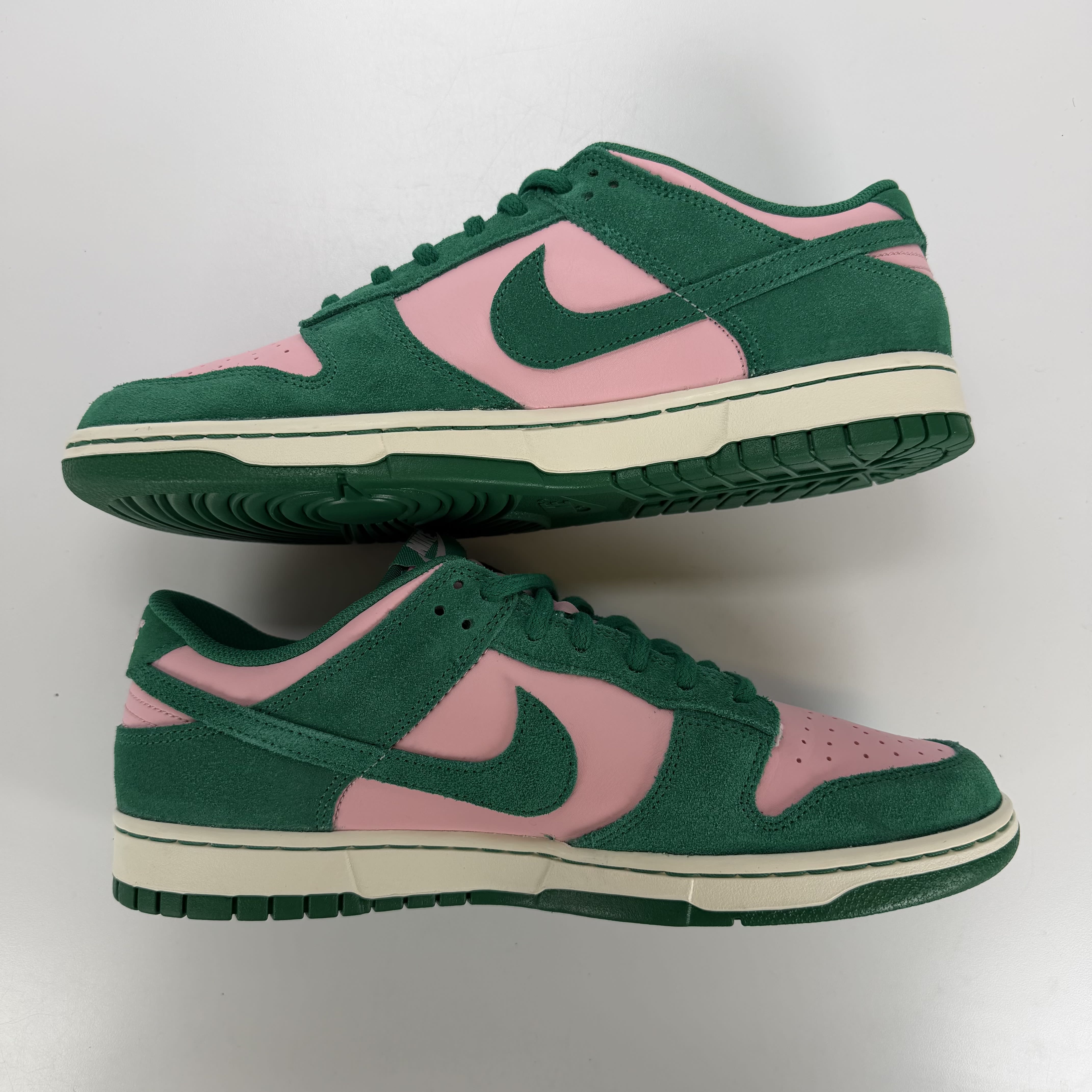SP3014 Nike Dunk Low Retro SE Medium Soft Pink Malachite
