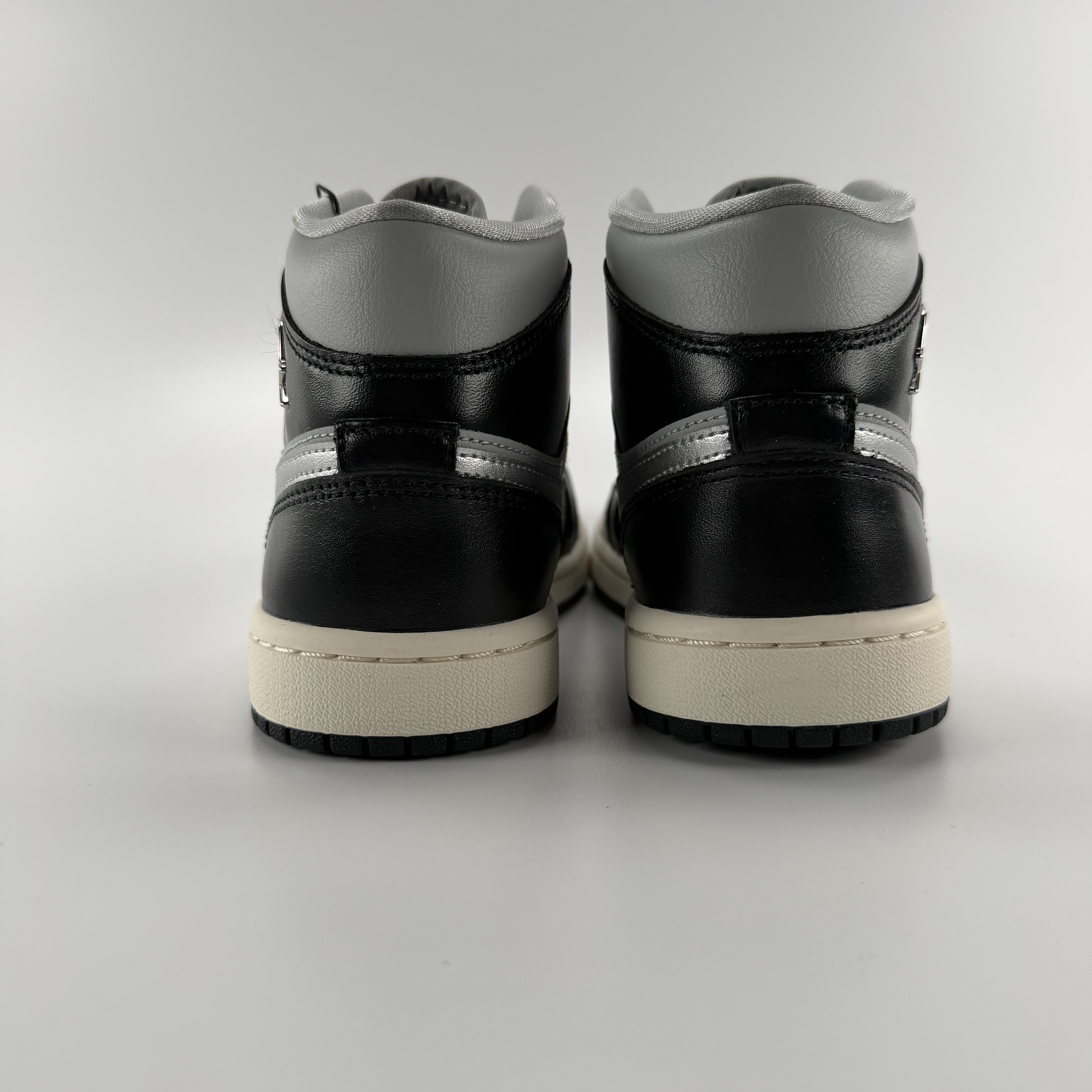 340825 Jordan 1 Mid SE Black Metallic Silver (Women's)