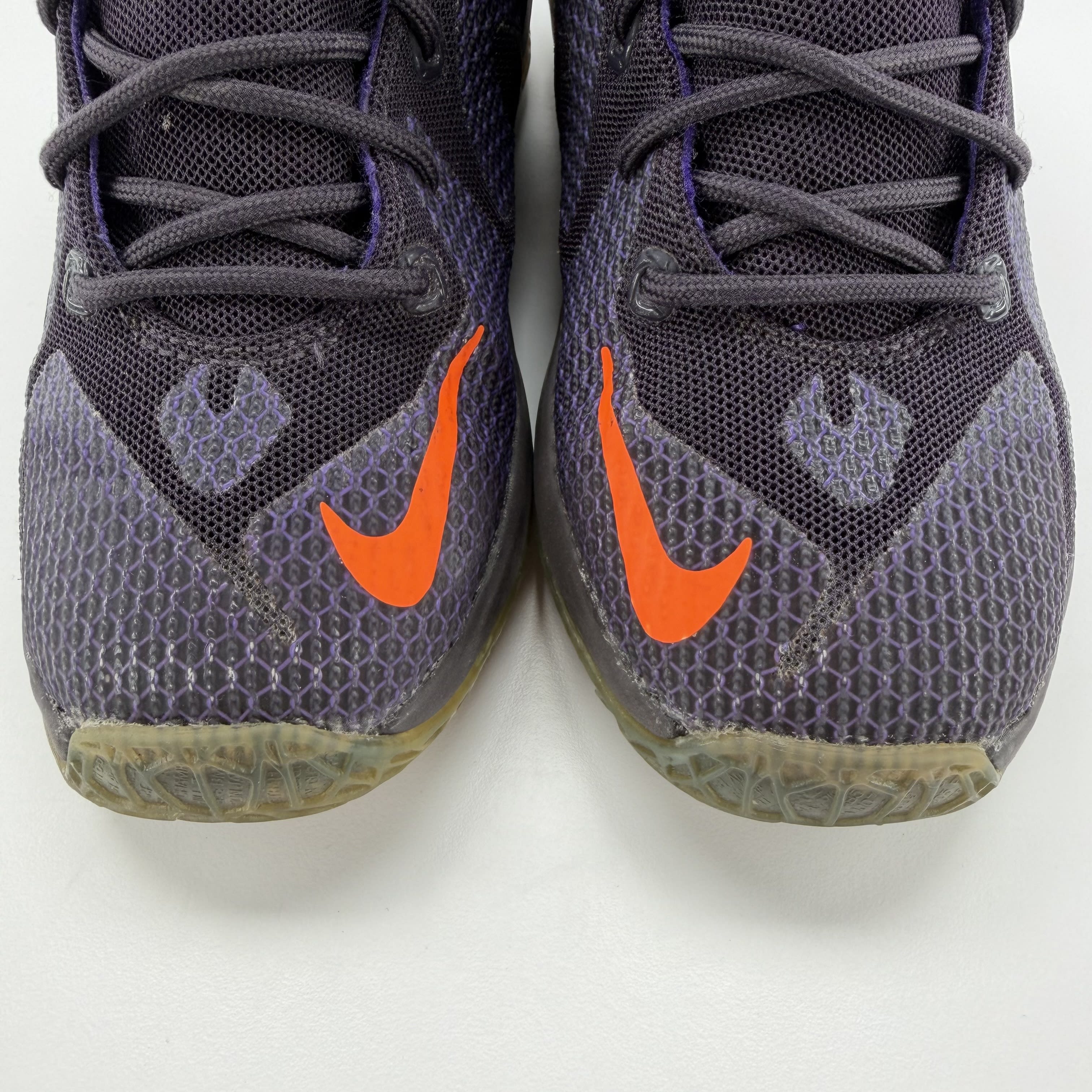 527587 Nike LeBron 12 Instinct (PS)