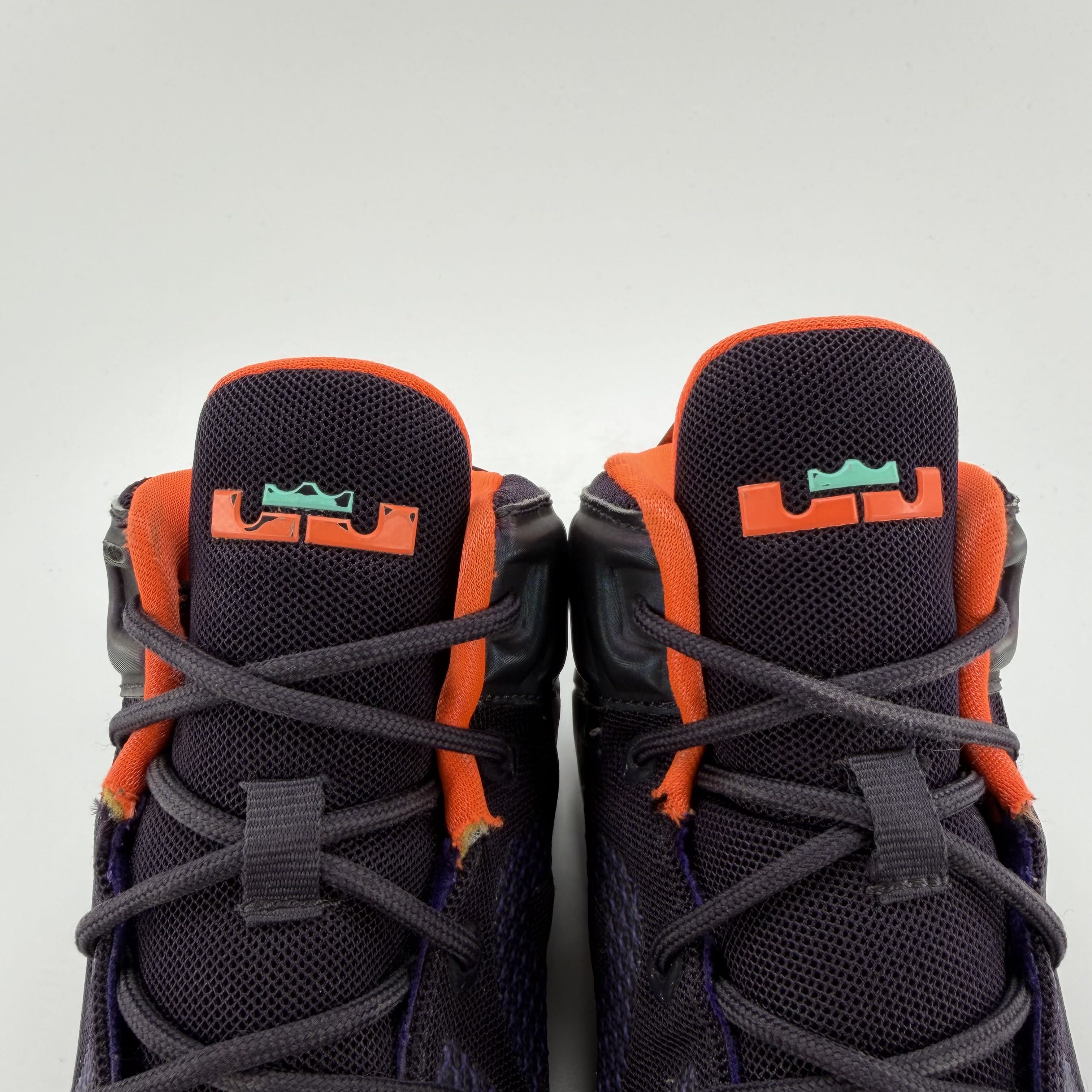 527587 Nike LeBron 12 Instinct (PS)