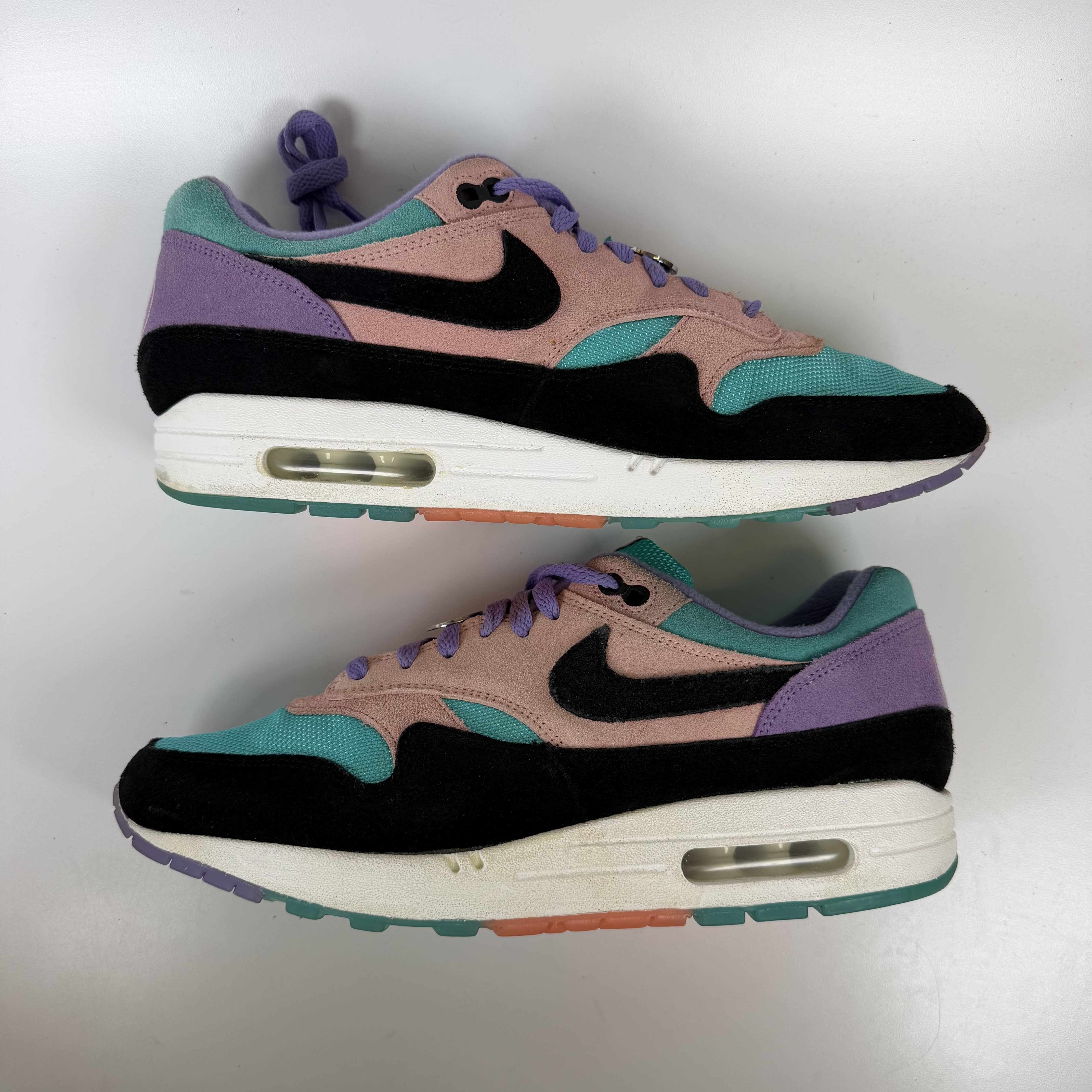 SP6044 Nike Air Max 1 Have a Nike Day