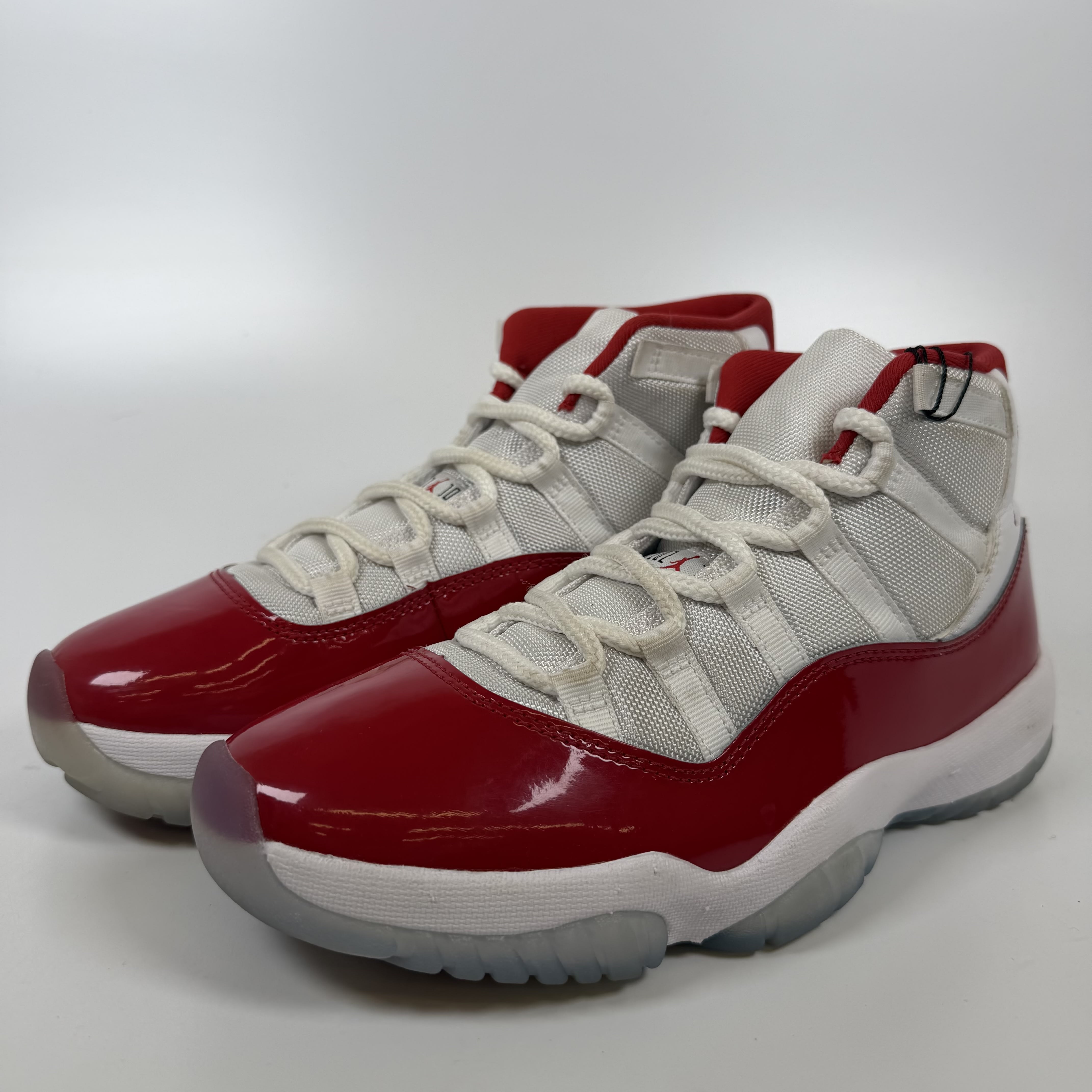 631172 Jordan 11 Retro Cherry (2022)