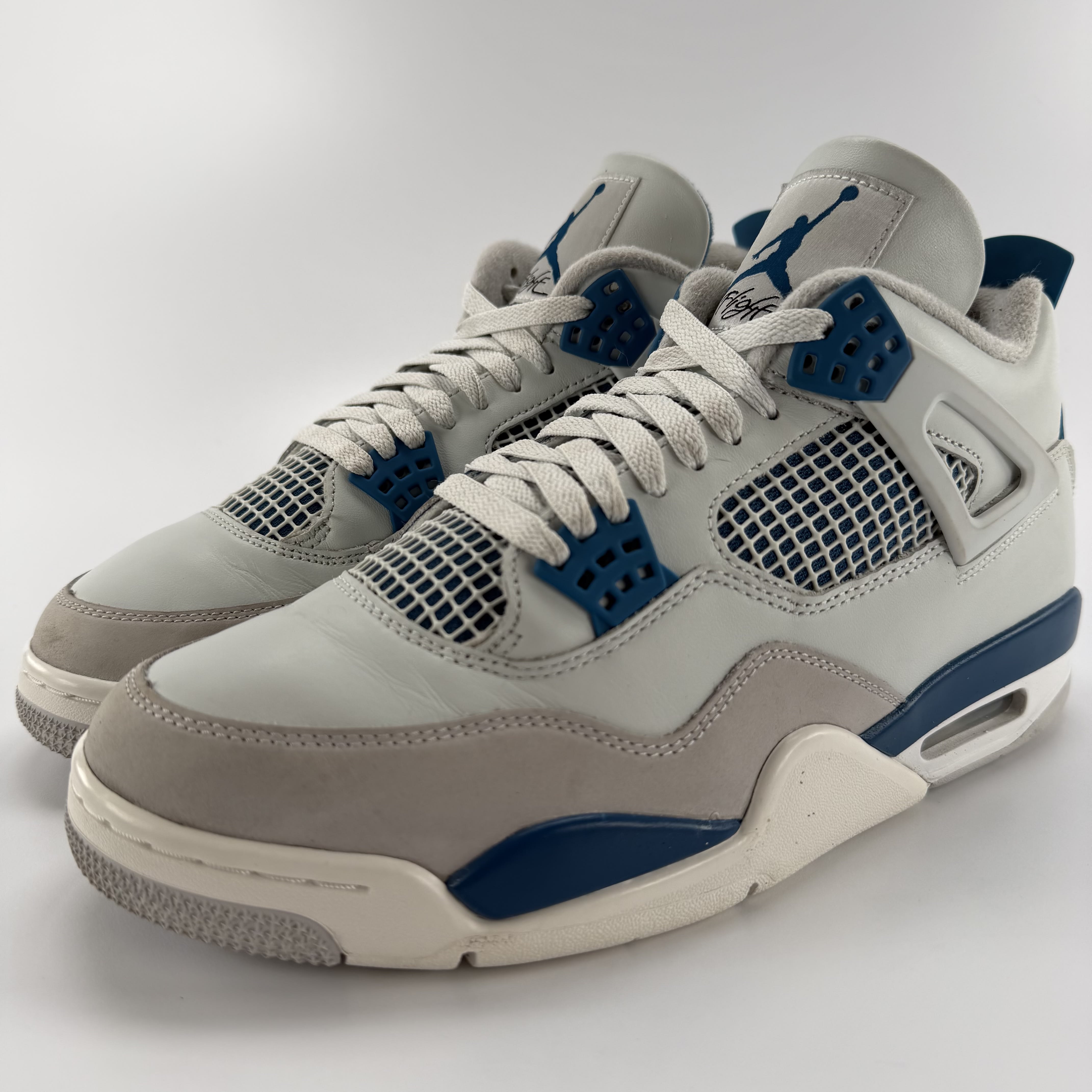 497877 Jordan 4 Retro Military Blue (2024)