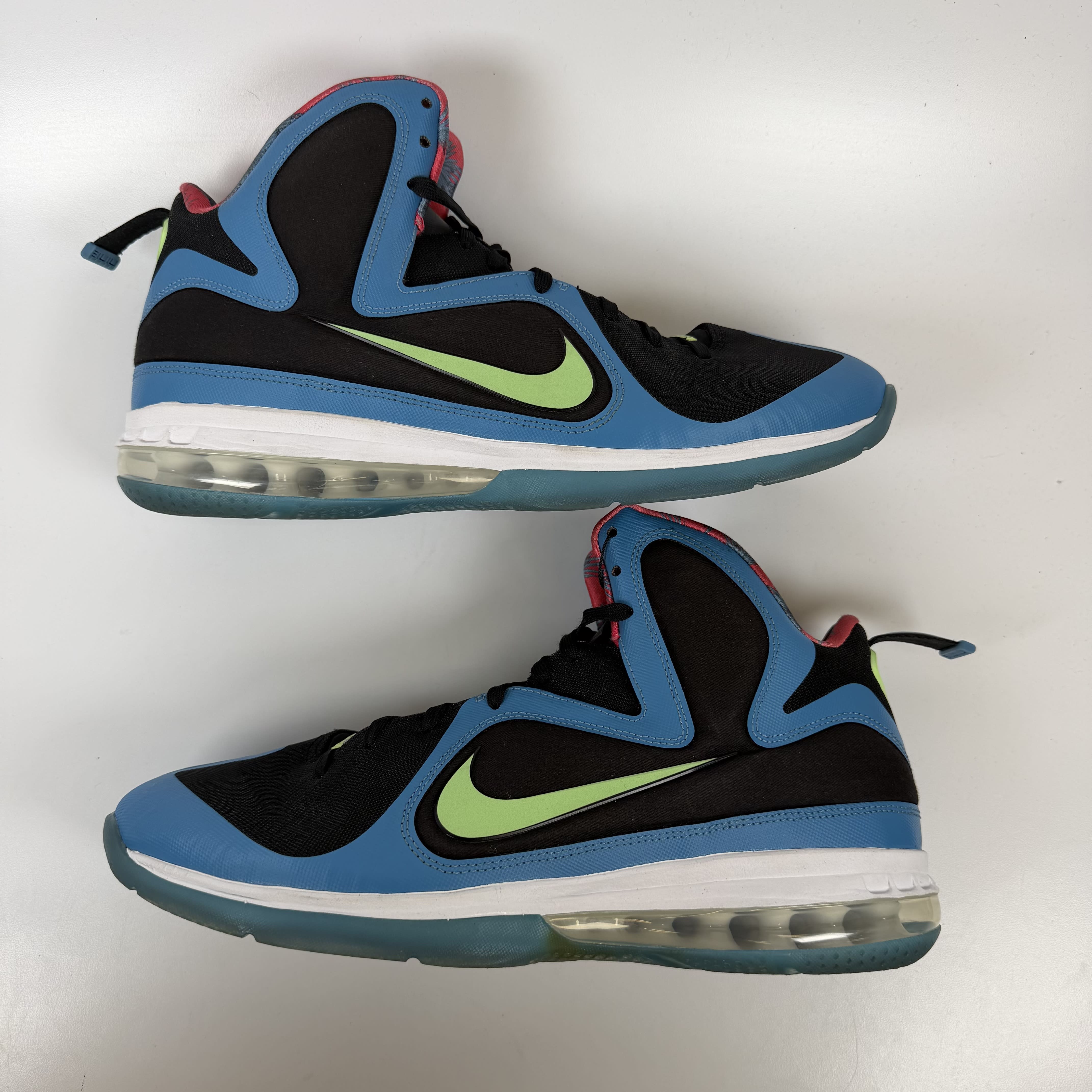 SP6870 LeBron 9 'South Coast'